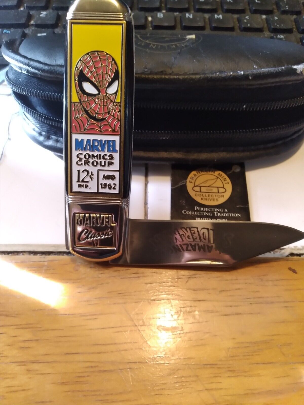 Franklin Mint Collector Pocket Knife AMAZING SPIDERMAN 1997 Marvel