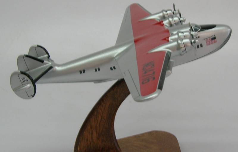Boeing B-314 Pan Am China Clipper Airplane Desktop Wood Model Small New