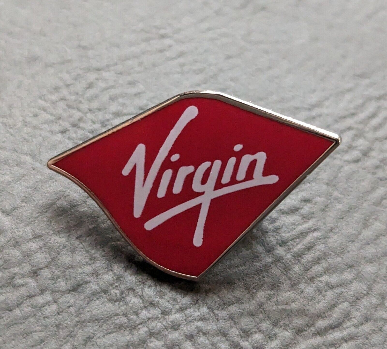 VIRGIN Cruises Lapel/Tie Pin 2023/24 Factory Sealed