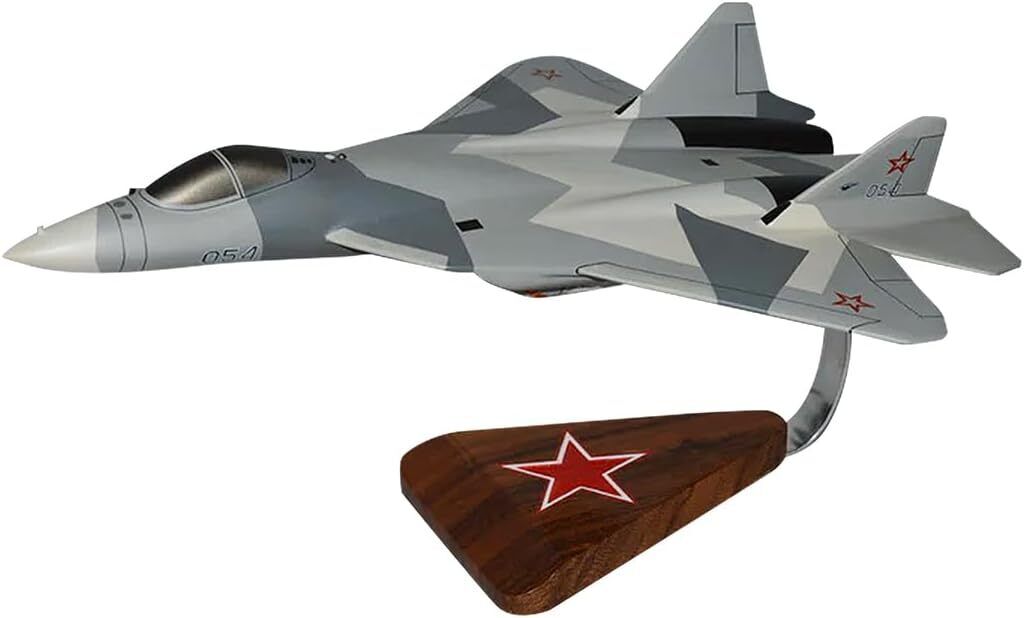 Russian Sukhoi Su-57 Felon Splinter Scheme Desk Display 1/48 Model SC Airplane