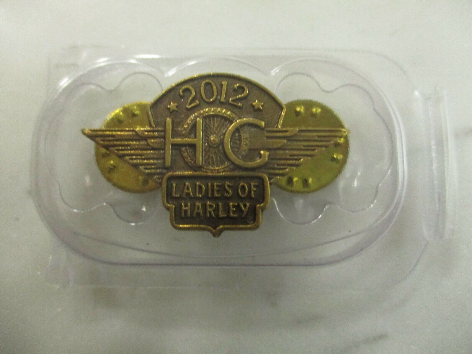 H.O.G Harley Button Pin back Gold tone Biker Motorcycle 2012 Ladies of Harley