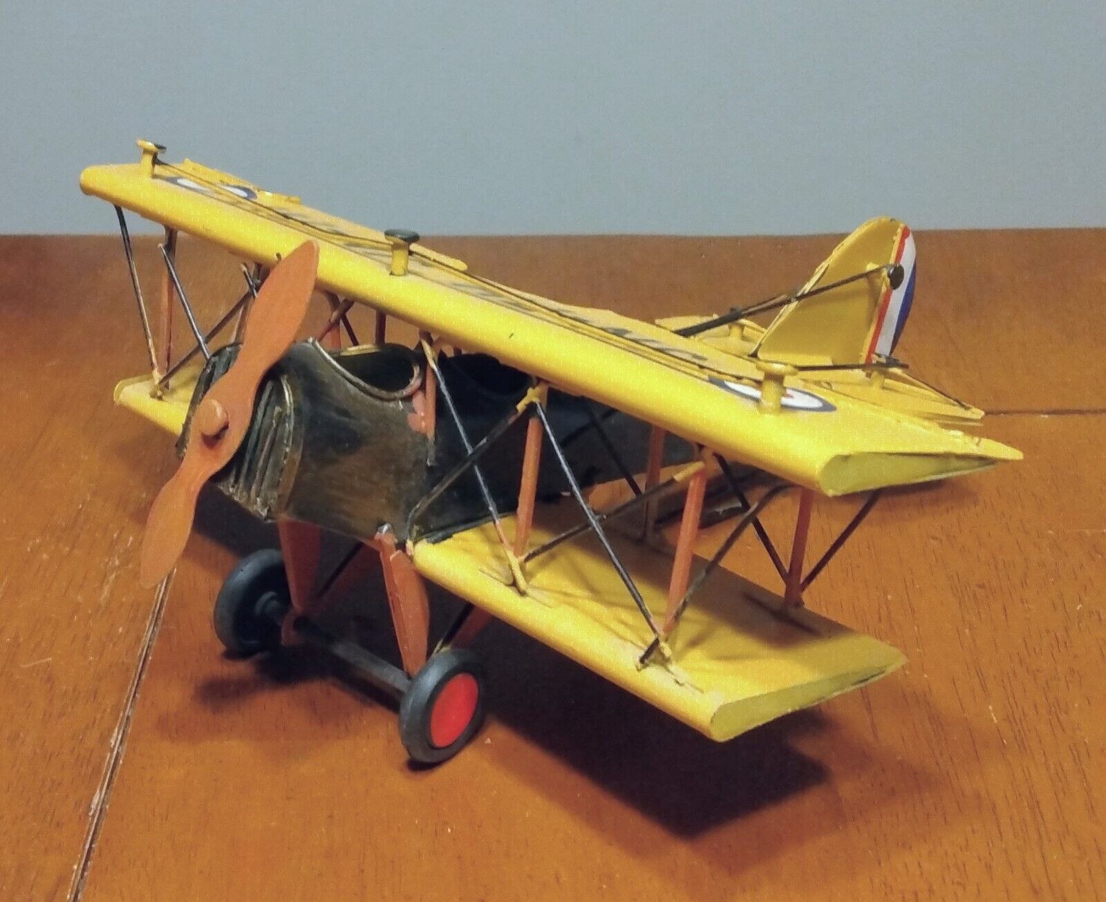 Jayland Curtis JN-7H Jenny Barnstormer Handcrafted Tin Biplane Model Aircraft