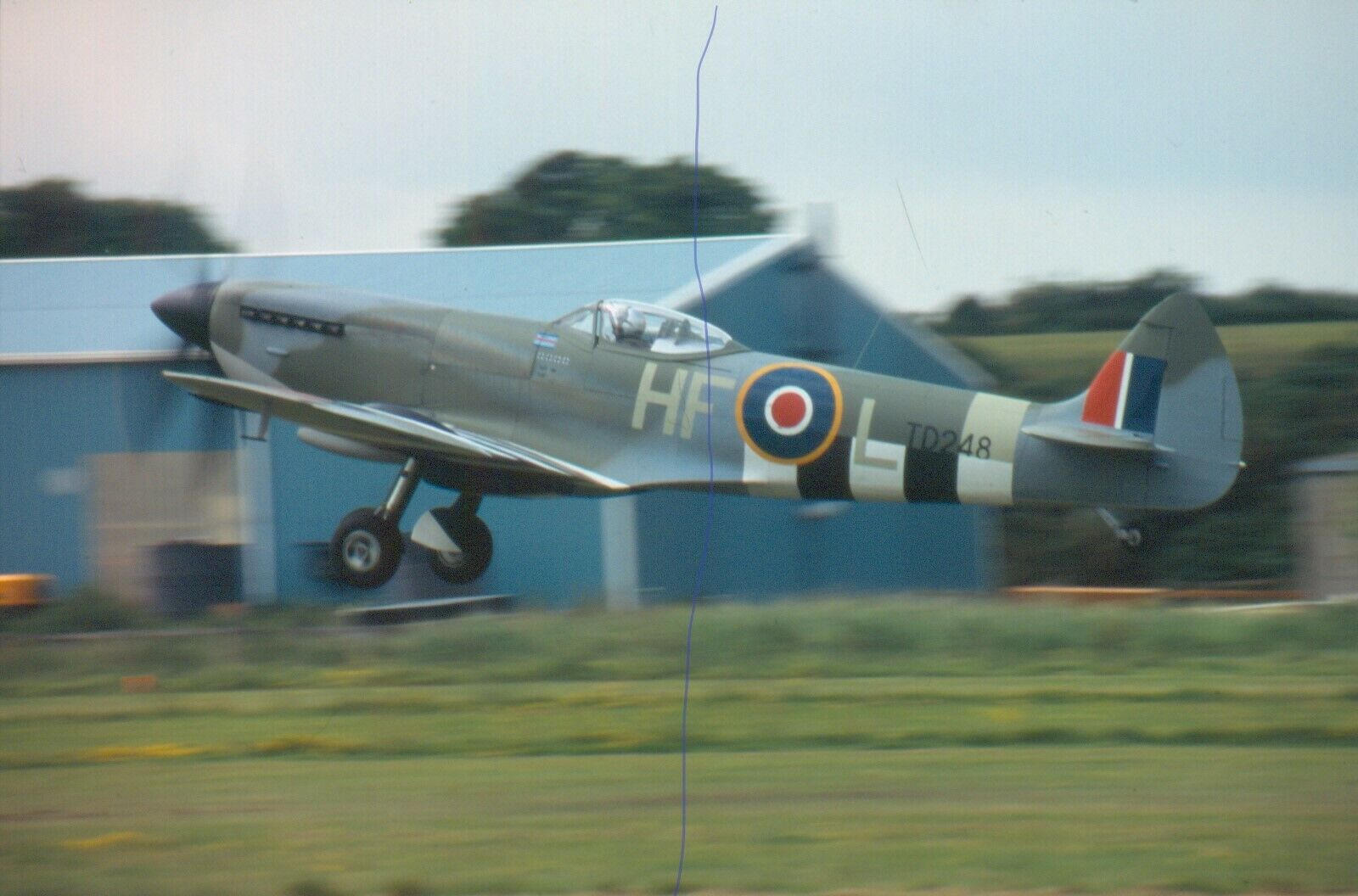 ORIGINAL MILITARY AIRCRAFT PLANE COLOUR SLIDE OF AN RAF SPITFIRE TD248 SANDOWN.