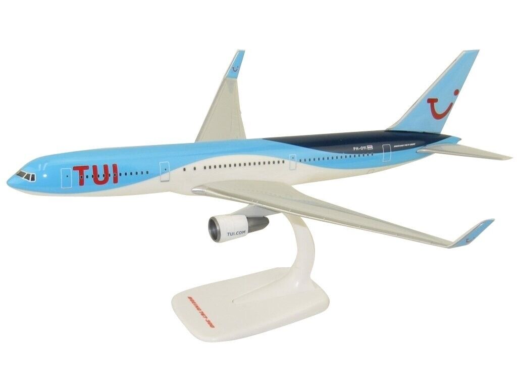 PPC TUI Airways Boeing 767-300 PH-OYI Desk Display Jet Model 1/200 AV Airplane