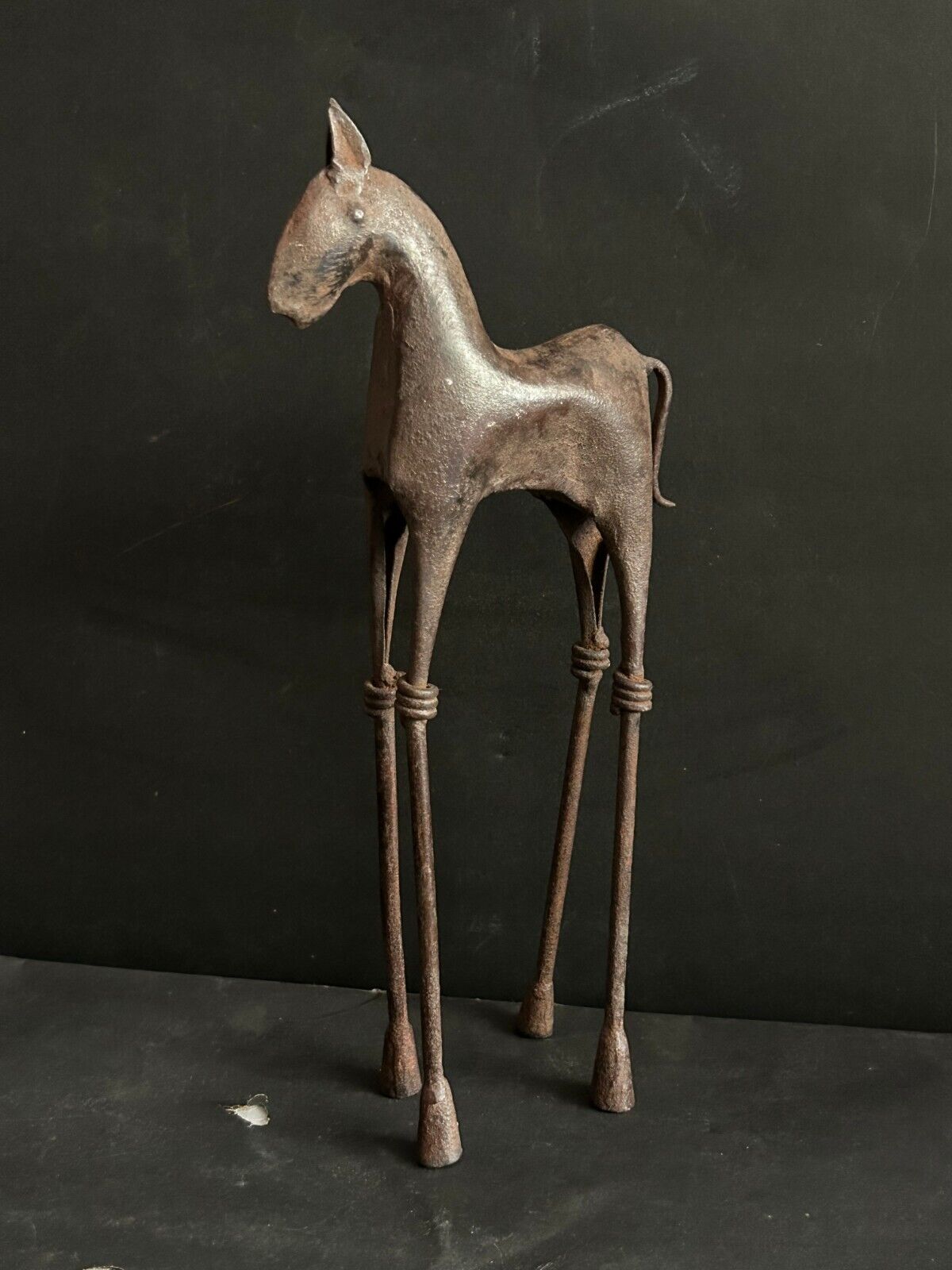 OLD VINTAGE HAND MADE RUSTIC IRON UNIQUE LONG LAG HORSE STATUE / SCULPTURE HOME