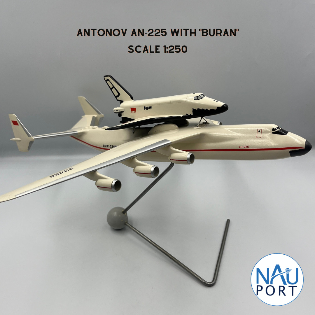 Rare aircraft model Antonov 225 An-225 Mriya with Buran scale 1/250