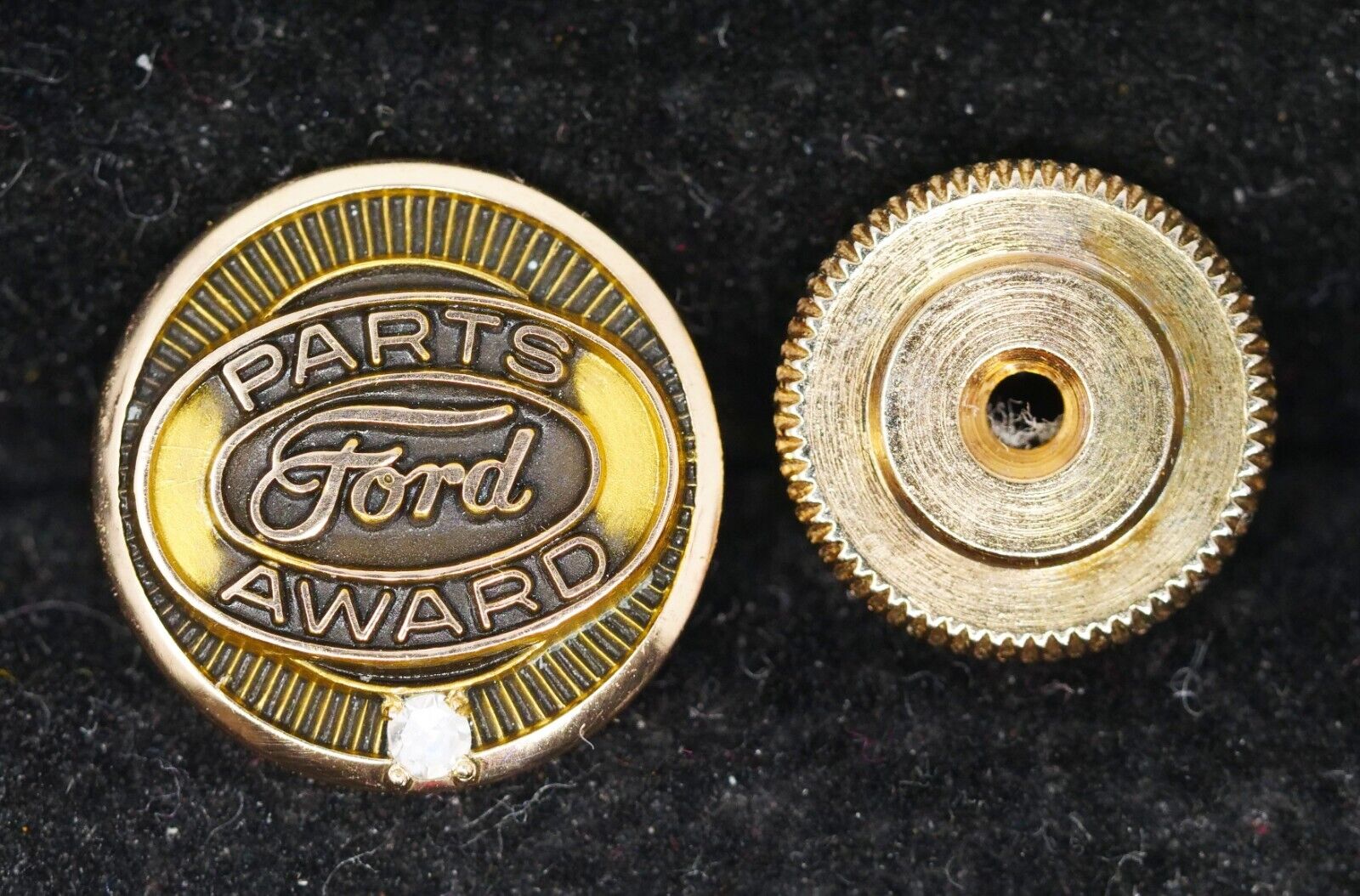 Vintage FORD Parts Award 10K Solid GOLD Service EMPLOYEE AWARD PIN 2.2 Grams