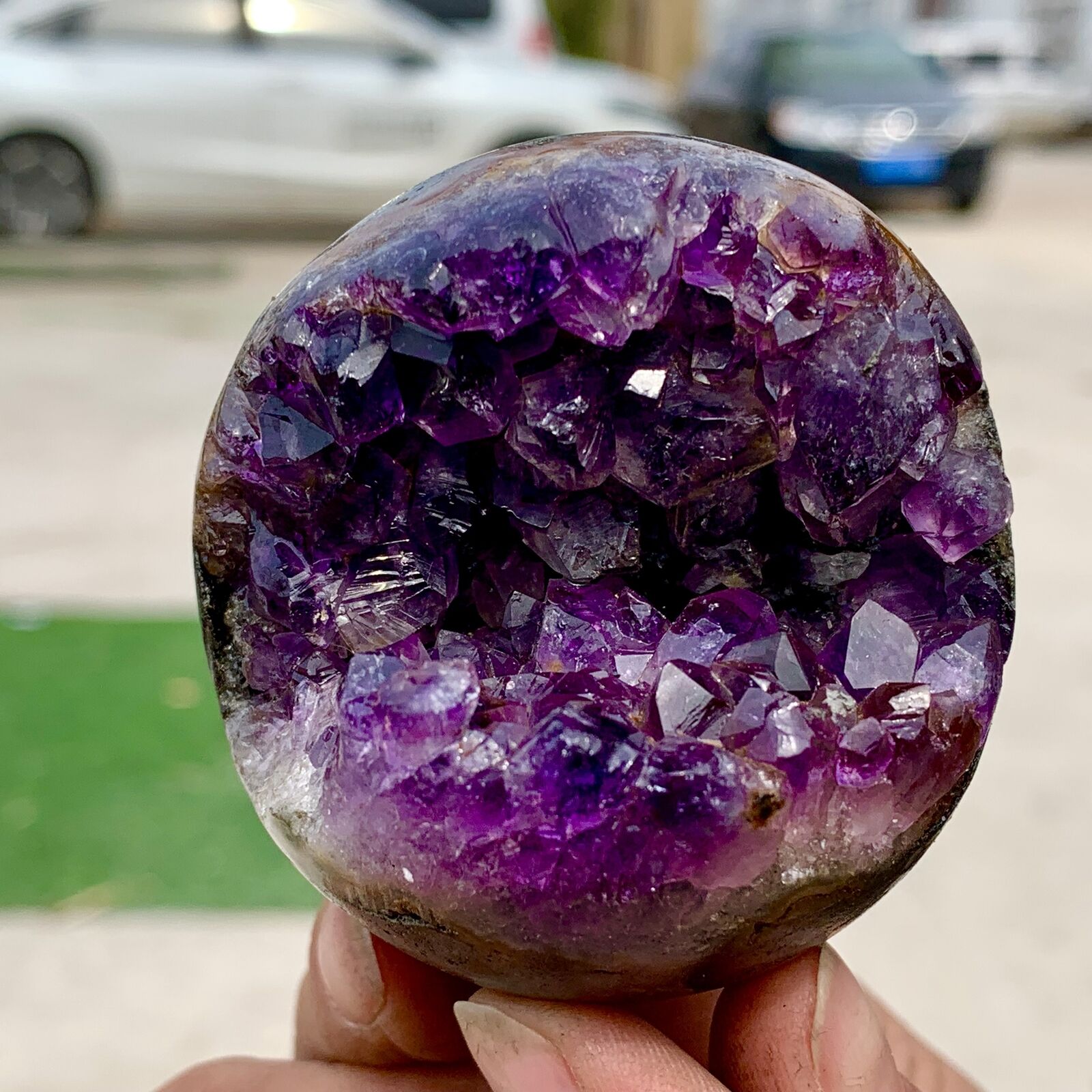229G Natural Uruguayan Amethyst Quartz crystal open smile ball therapy