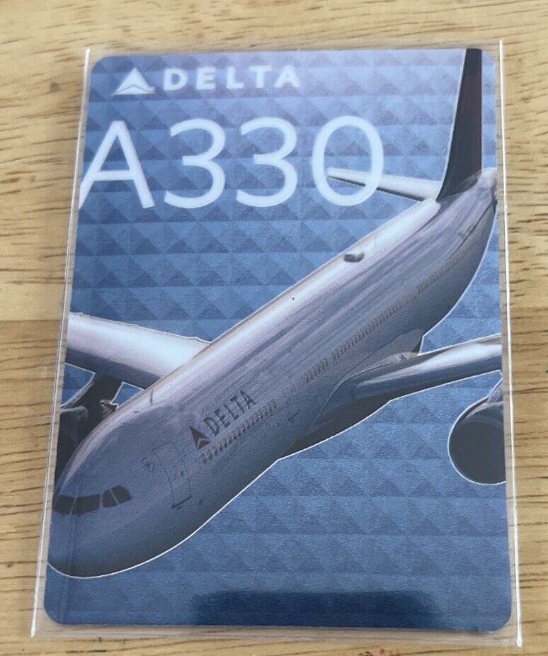 2016 Delta Air Lines Airbus A330-300 Aircraft Pilot Trading Card #47