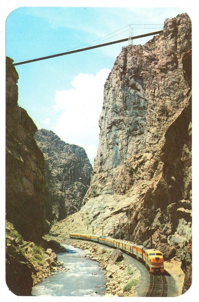 Railroad Postcard:  Denver & Rio Grande Western in the Royal Garge