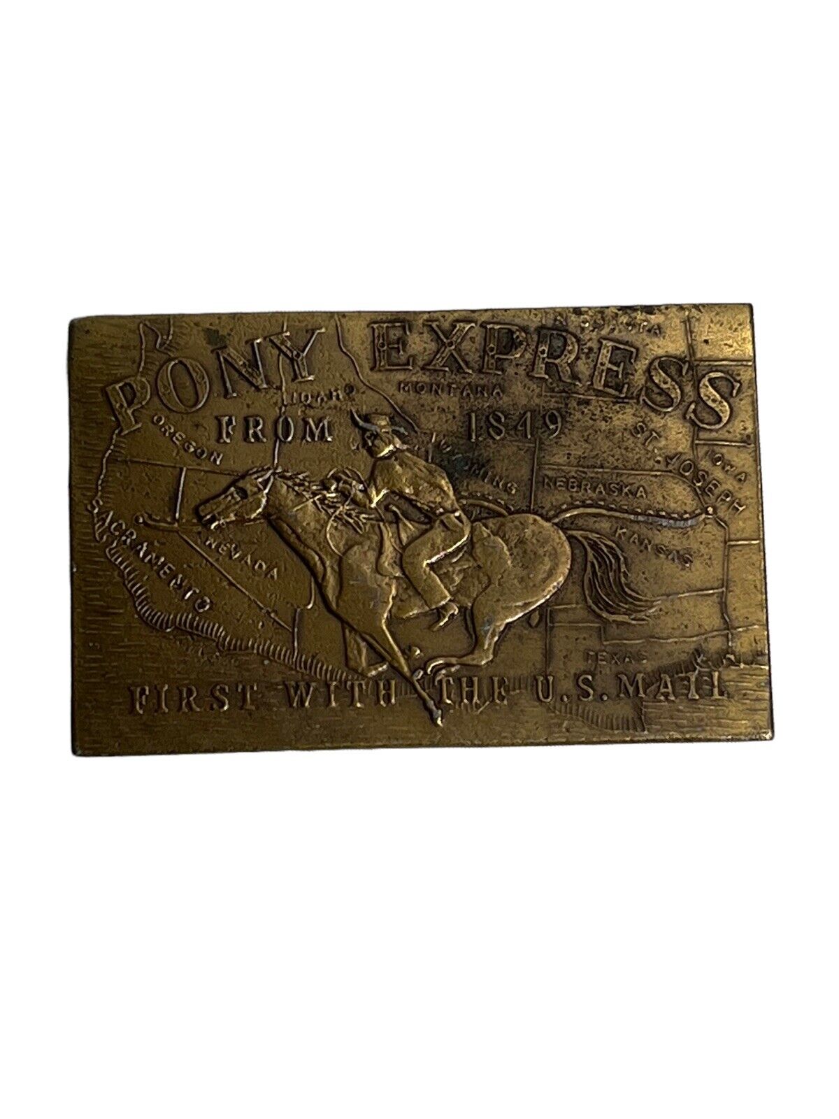VTG PONY EXPRESS 1849 BRASS BELT BUCKLE FIRST WITH THE U.S. MAIL Map Background