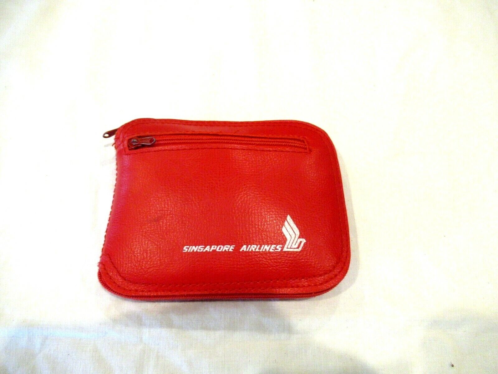Singapore Airlines red tote bag, Biggest B747, advertising