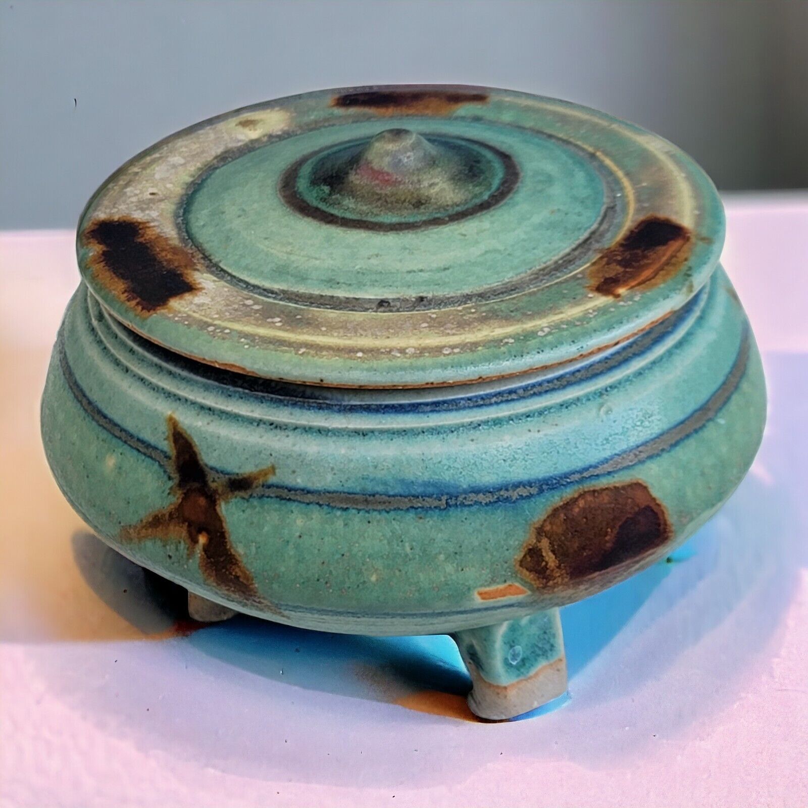 Vintage Elmer Taylor Pottery Handmade Small Lidded Footed Casserole Bowl Dish