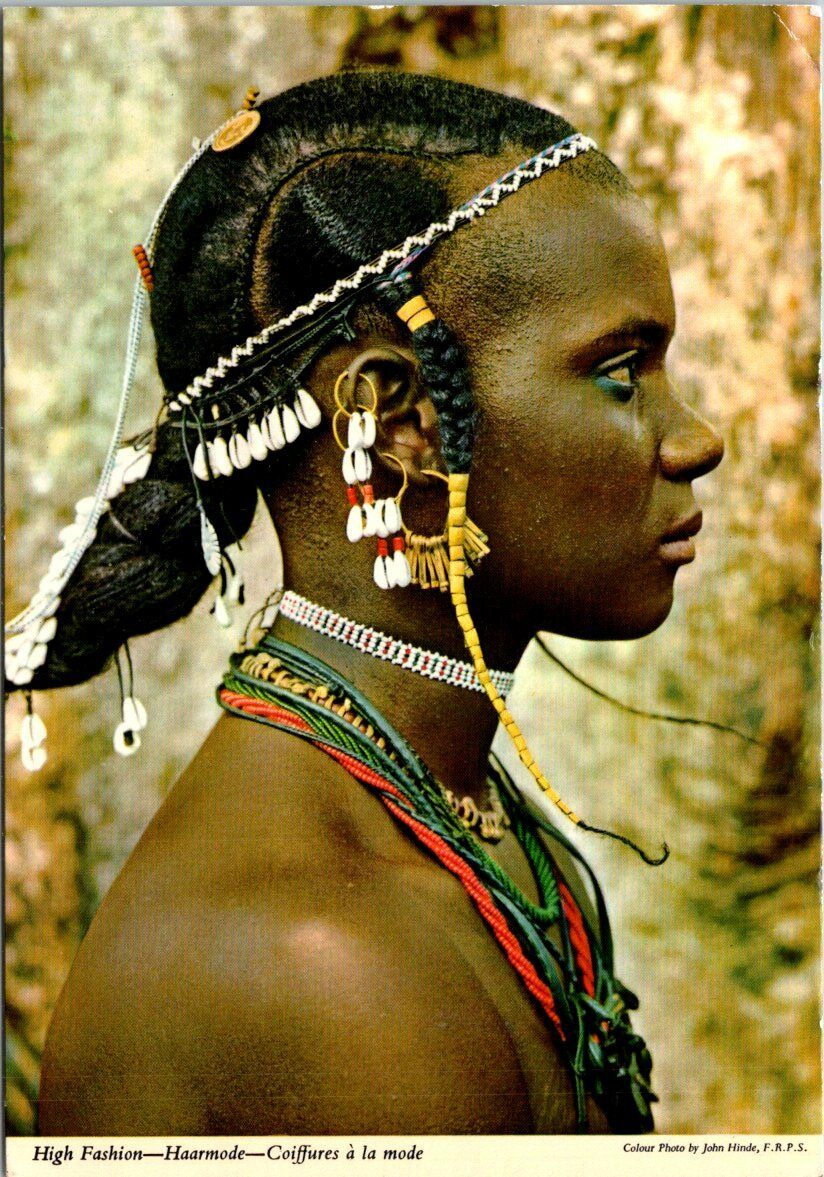 VINTAGE CONTINENTAL SIZE POSTCARD TRADITIONAL HAIR STYLE AFRICAN WOMAN KENYA