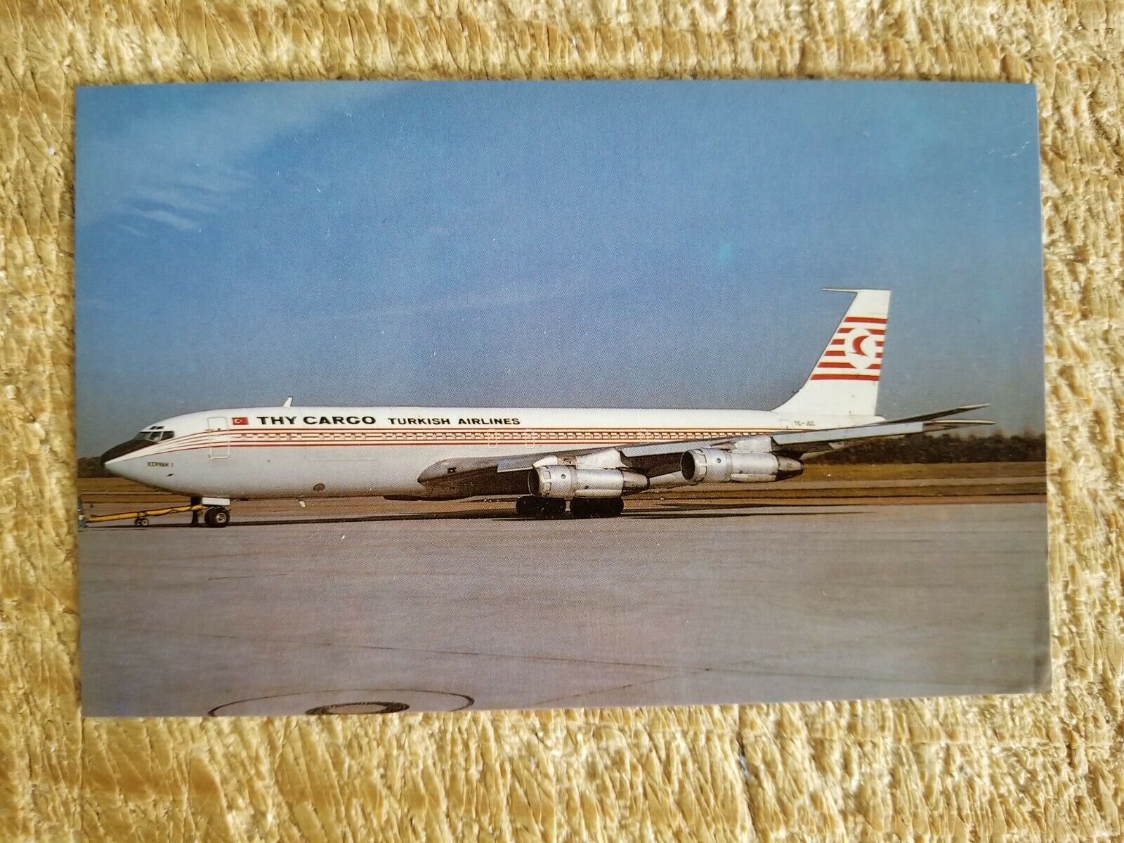 TURKISH AIRLINES THE CARGO BOEING B707-321C IN 1985.VTG AIRCRAFT POSTCARD*P53