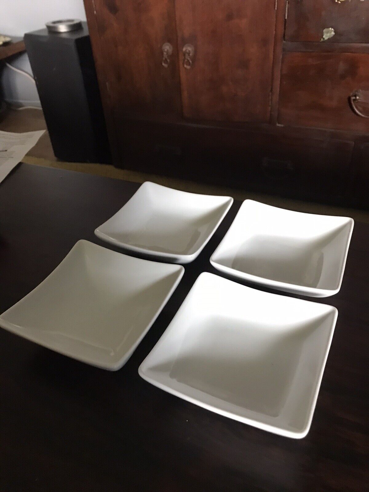 4 AMERICAN AIRLINES larger Tray 4.75sq” sushi, dessert, Salad plates/tray VTG.