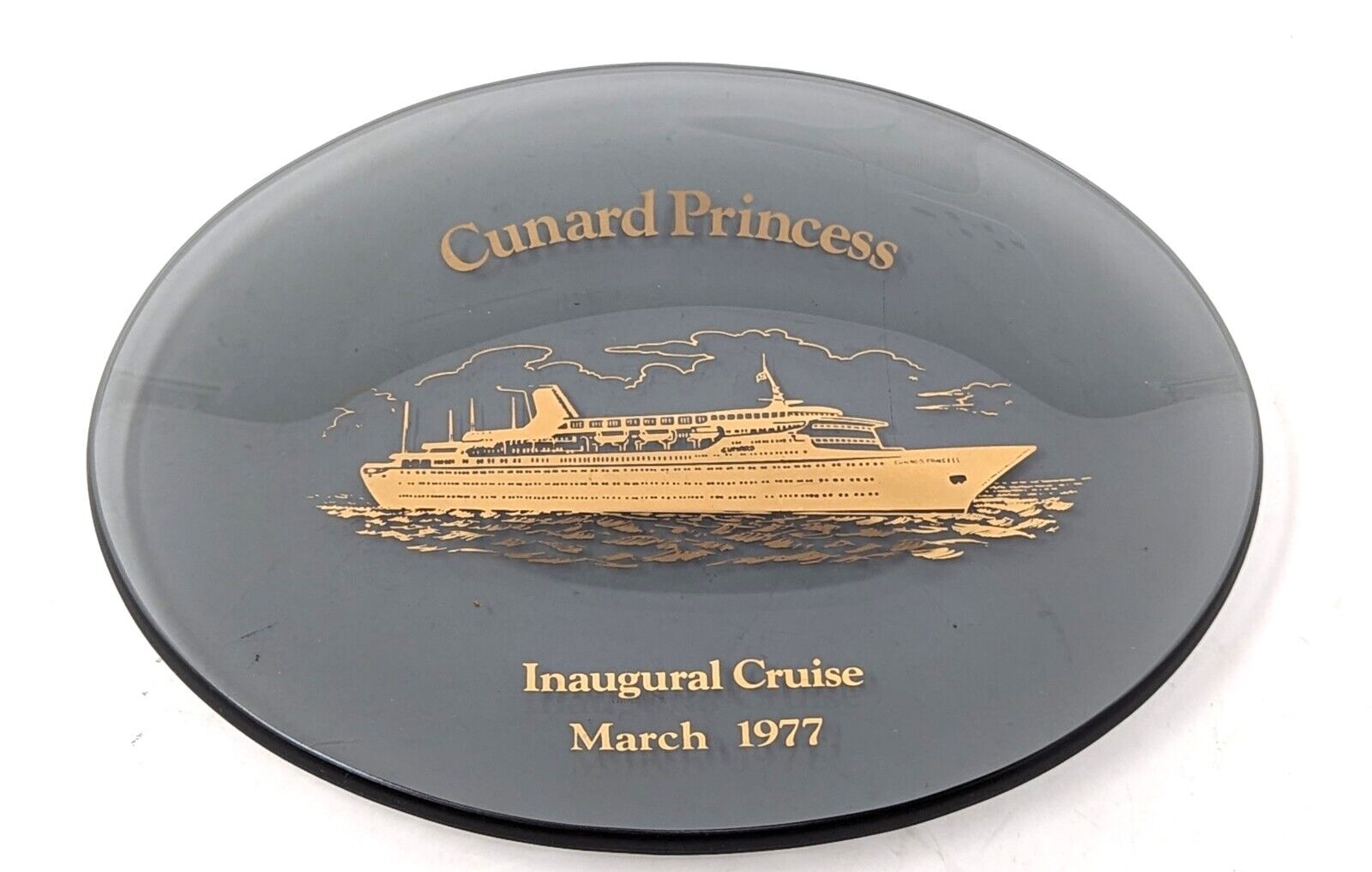 1977 CUNARD PRINCESS Inaugural Cruise Souvenir Pin Dish w/ Gold Ship Portrait