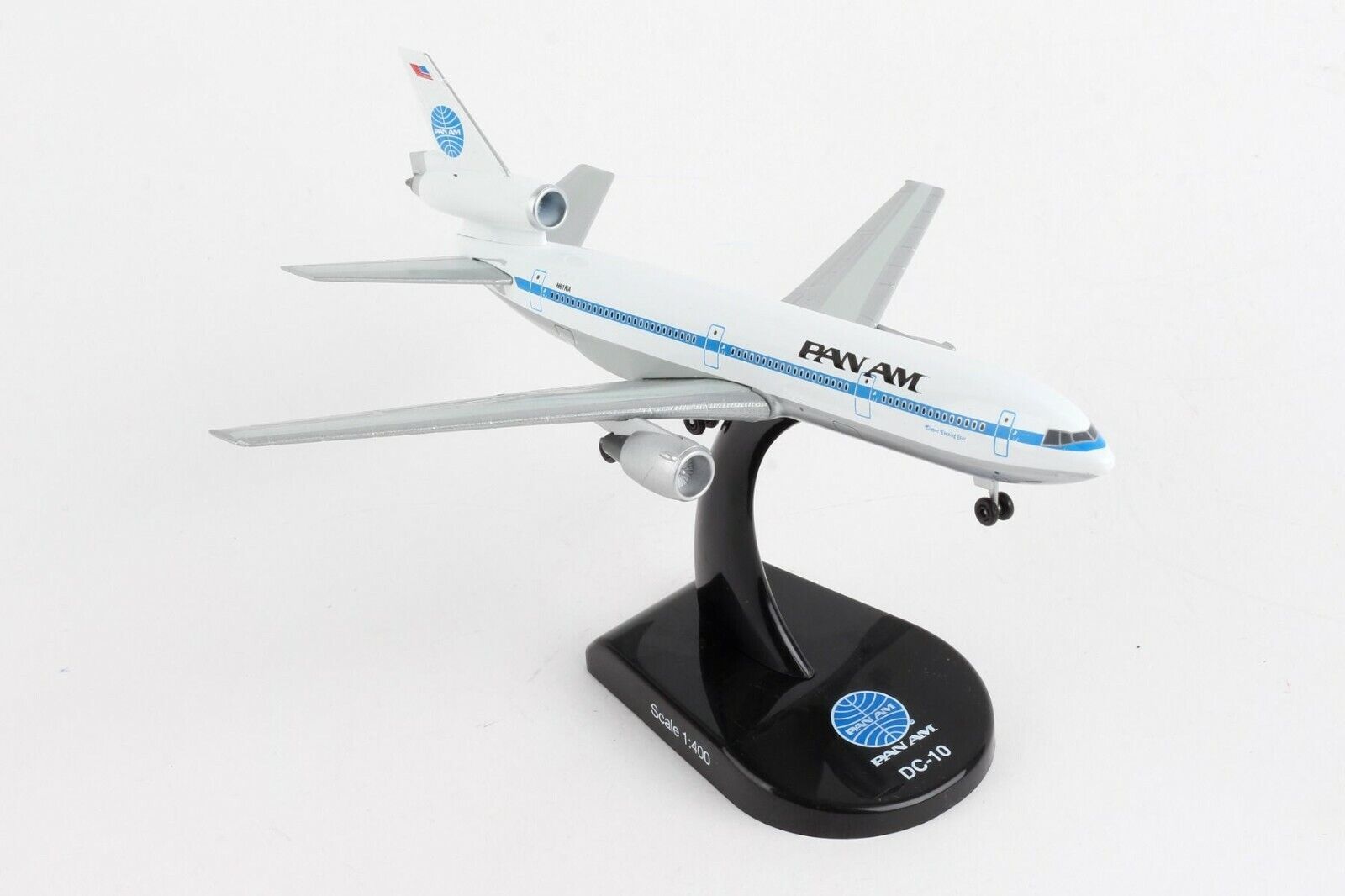 POSTAGE STAMP (PS5820-5) PAN AM DC-10 1:400 SCALE DIECAST METAL MODEL