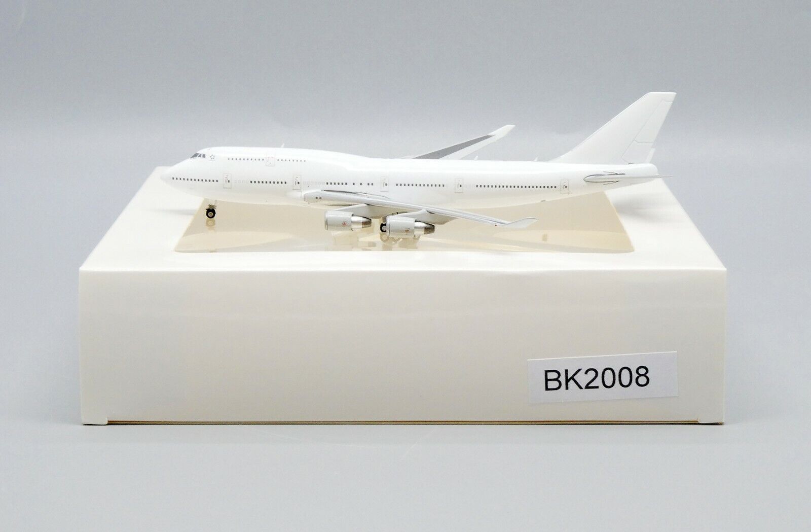 Blank B747-400 PW Engines Scale 1:400 JC Wings Diecast model BK2008