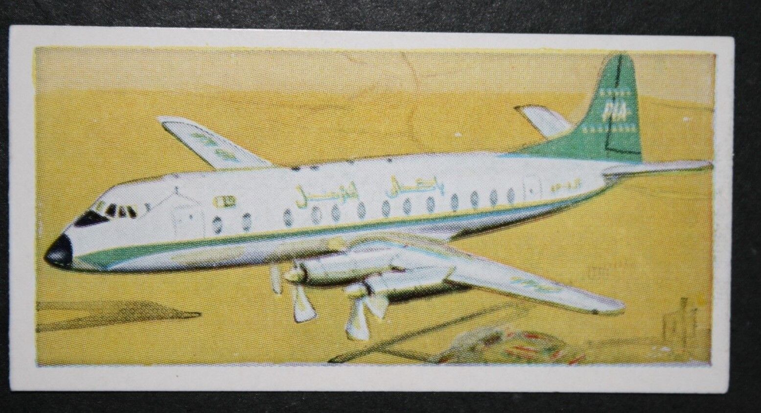 Vickers Armstrong VISCOUNT  Pakistan International Airlines   Vintage Card  VGC