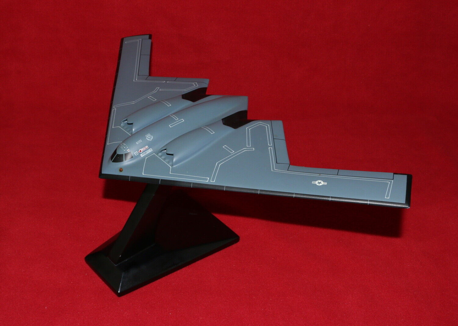 Desktop Model Plane Stealth Northrop Grumman B-2 Spirit USAF 12\