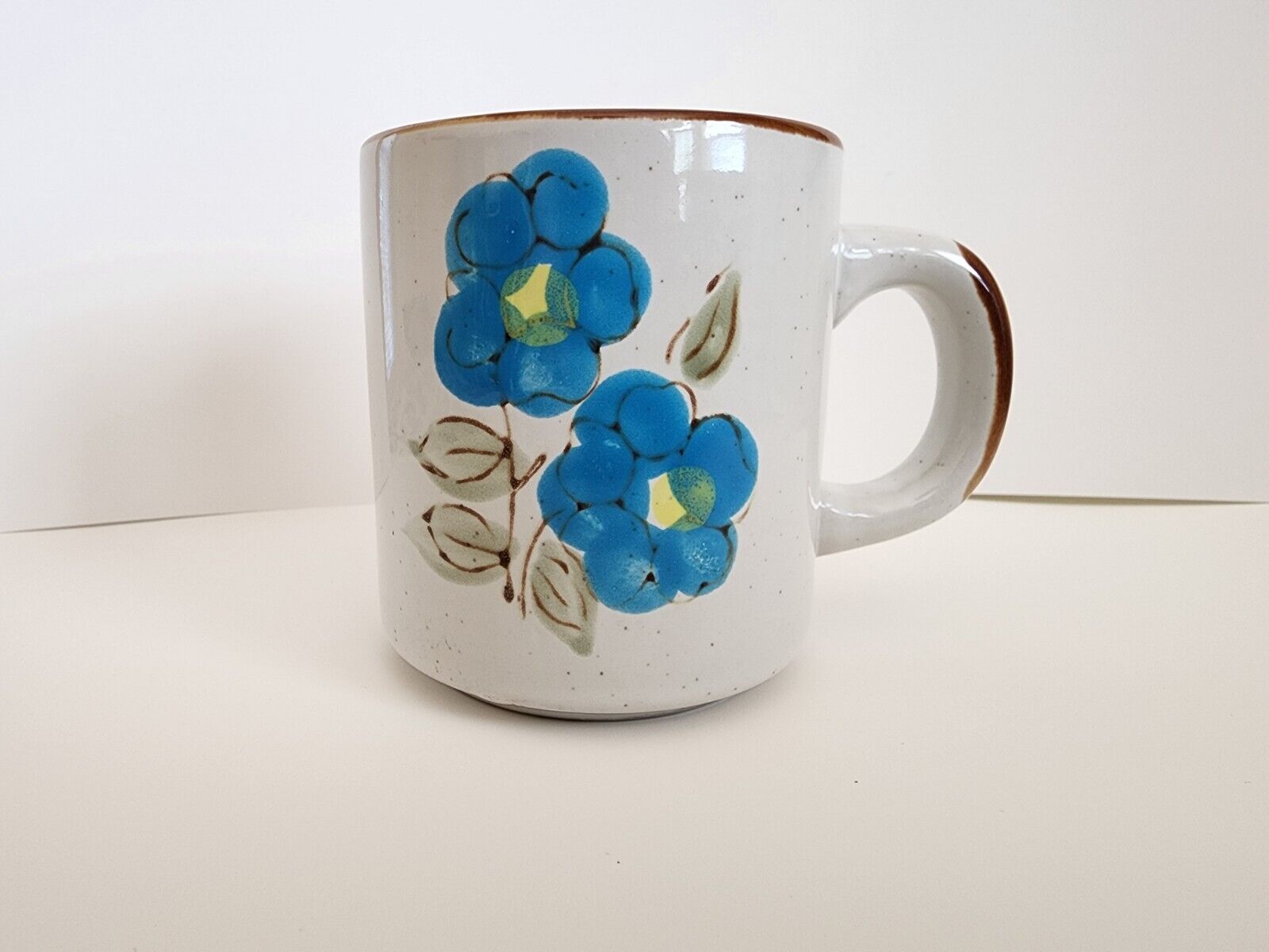 Vintage Stoneware JAPAN Floral Speckled Mug