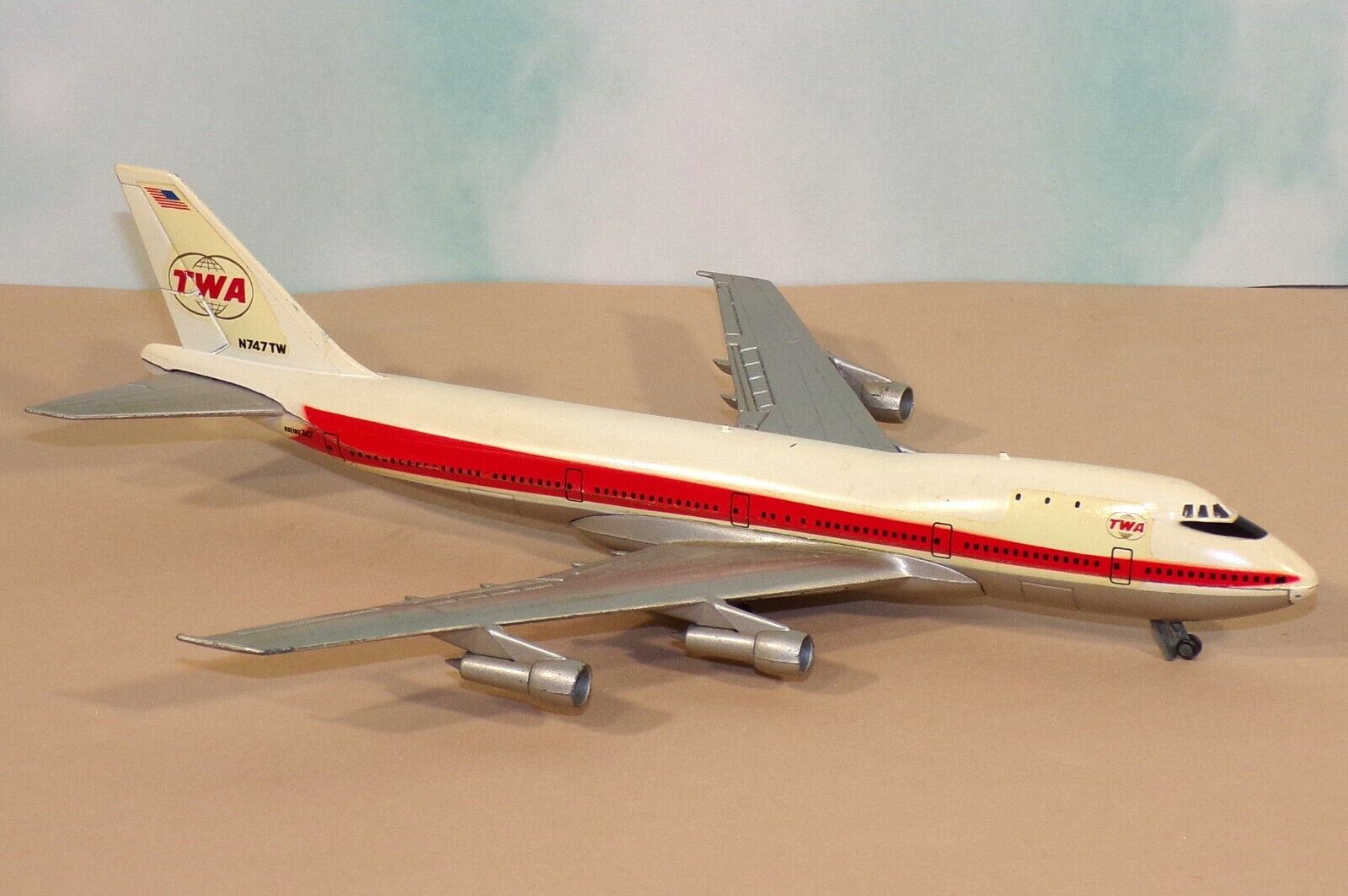 AERO MINI  Boeing 747 TWA Trans World Airlines DIECAST Commerical Airplane 1970s