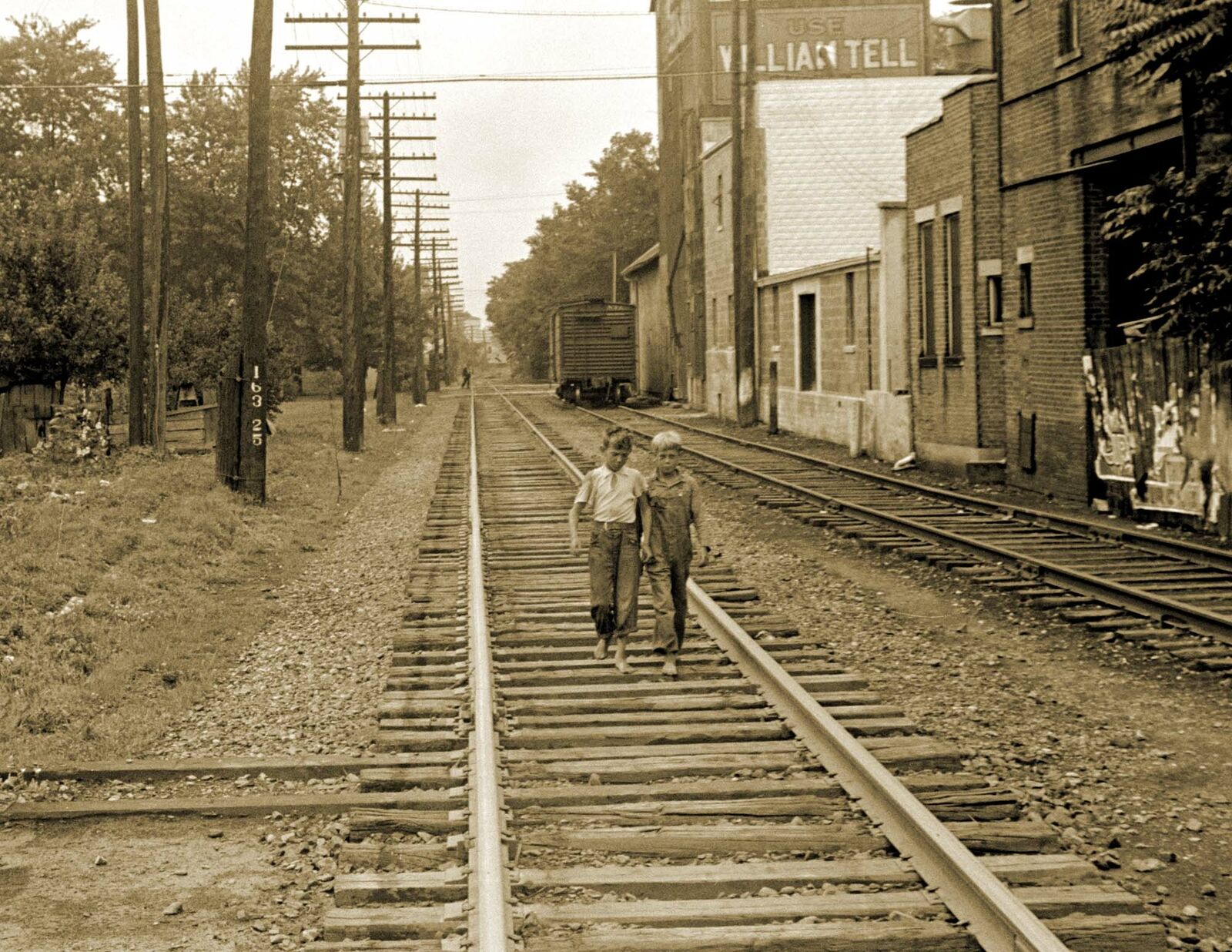 1938 Boys Walking the Railroad Tracks, London, Ohio Old Photo 8.5
