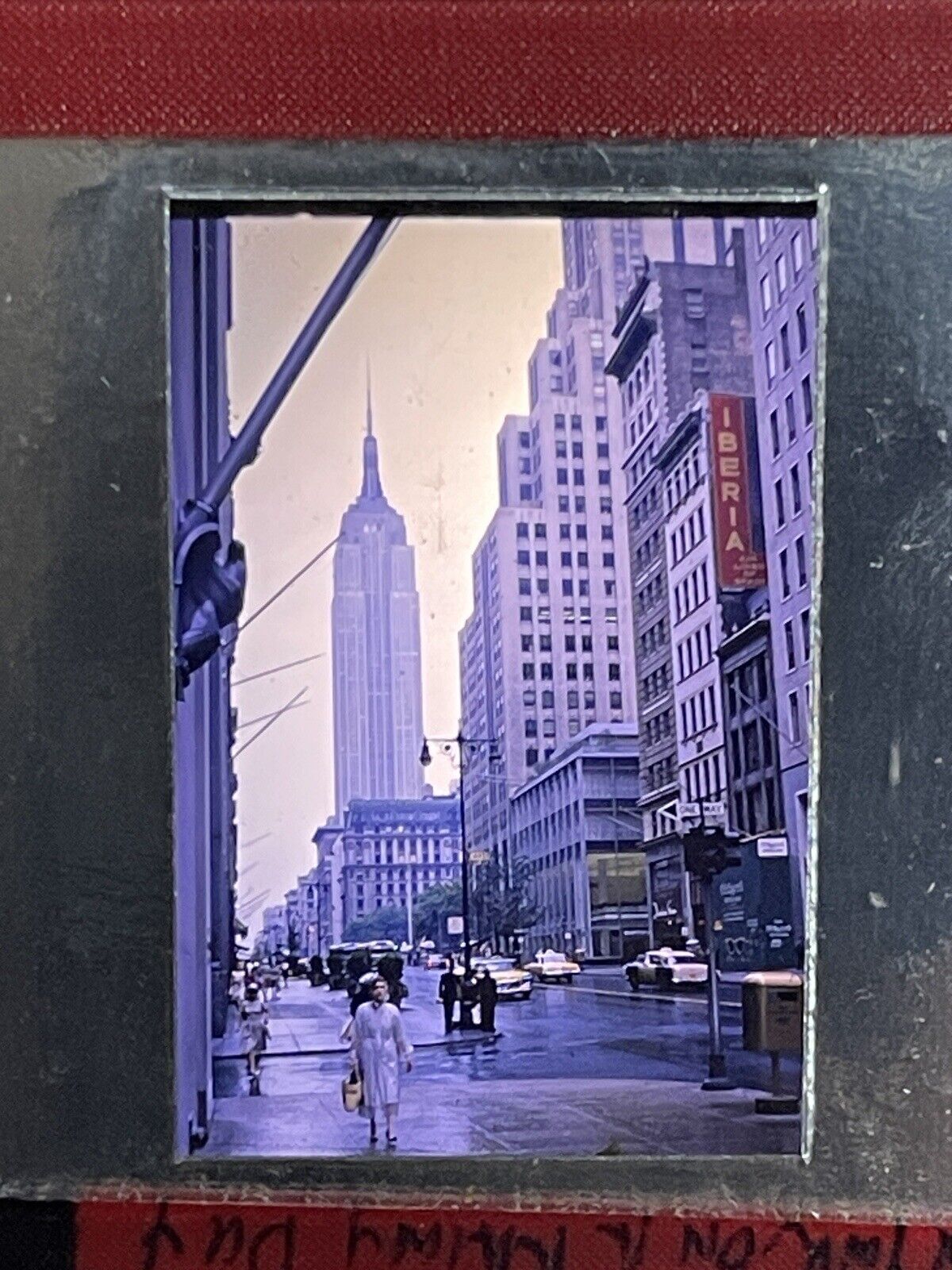 Empire State Bldg Iberia Airlines Pedestrians 1960s Kodachrome Glass Slide