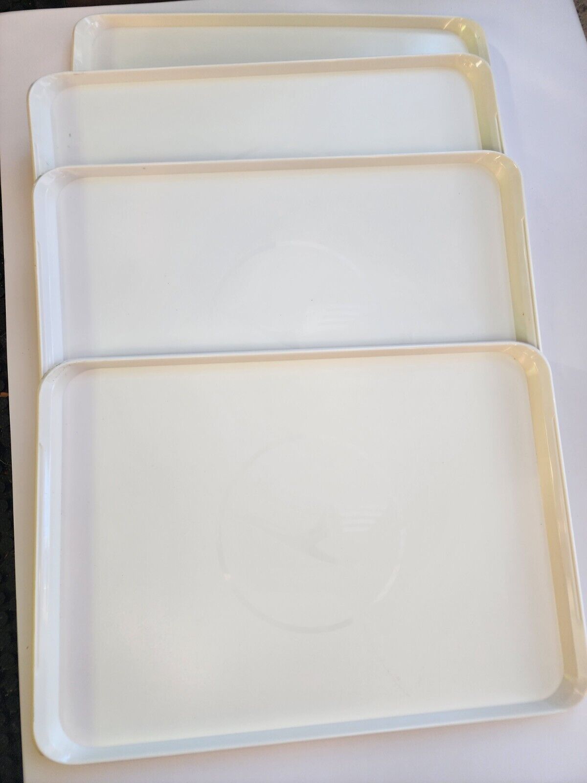 Lot Of 4 LUFTHANSA AIRLINE PLASTIC SERVING TRAYS GERMAN AIRLINES 