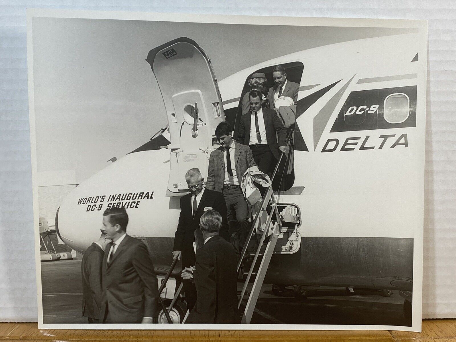 DOUGLAS DC-9 DELTA AIR LINES INAUGURAL FLIGHT MEMPHIS VTG 651235/112965