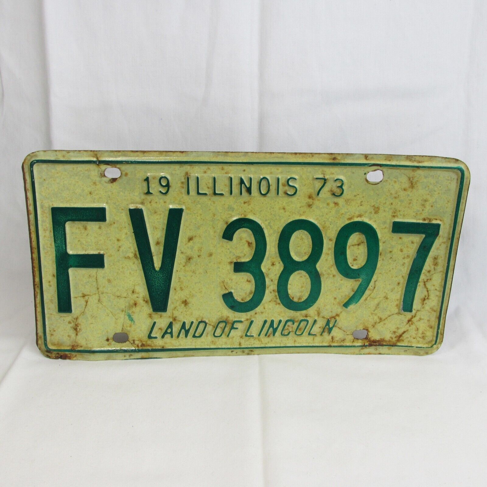 Vintage White & Green 1973 Illinois License Plate FV 3897 Land of Lincoln