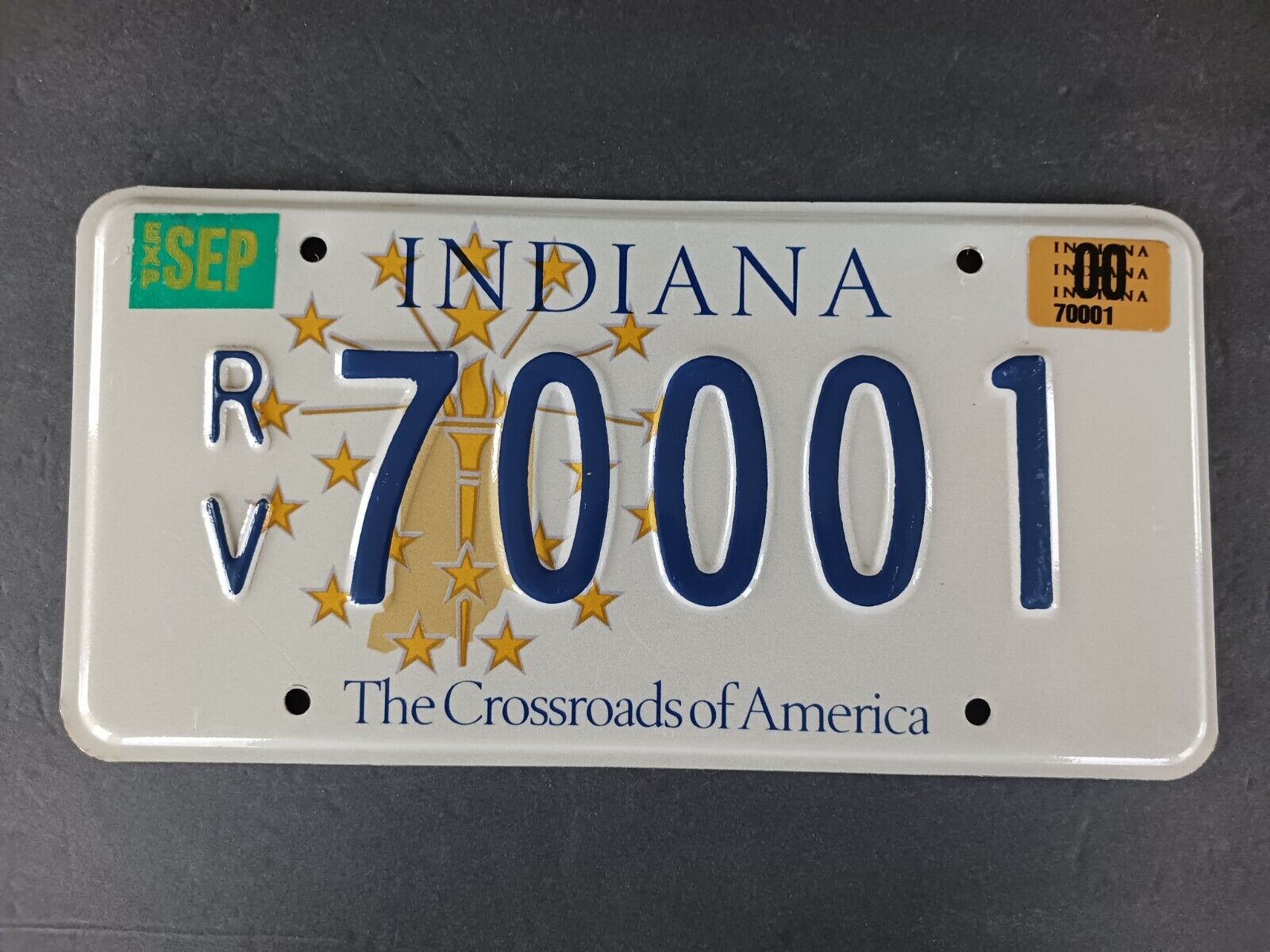 2000 Indiana License Plate RV 70001 The Crossroads of America 