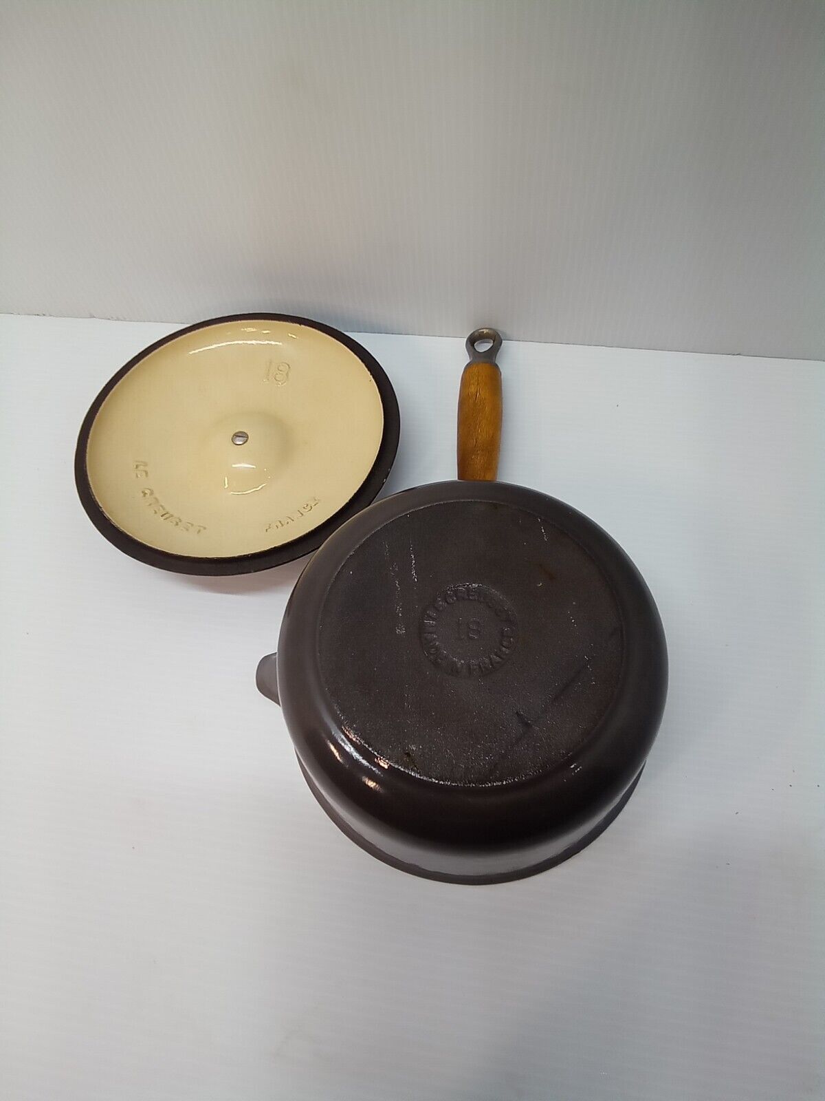 Vintage LE CREUSET Cast Iron SAUCE PAN POT # 18 Brown ENAMEL w/ LID -  Ironspoon