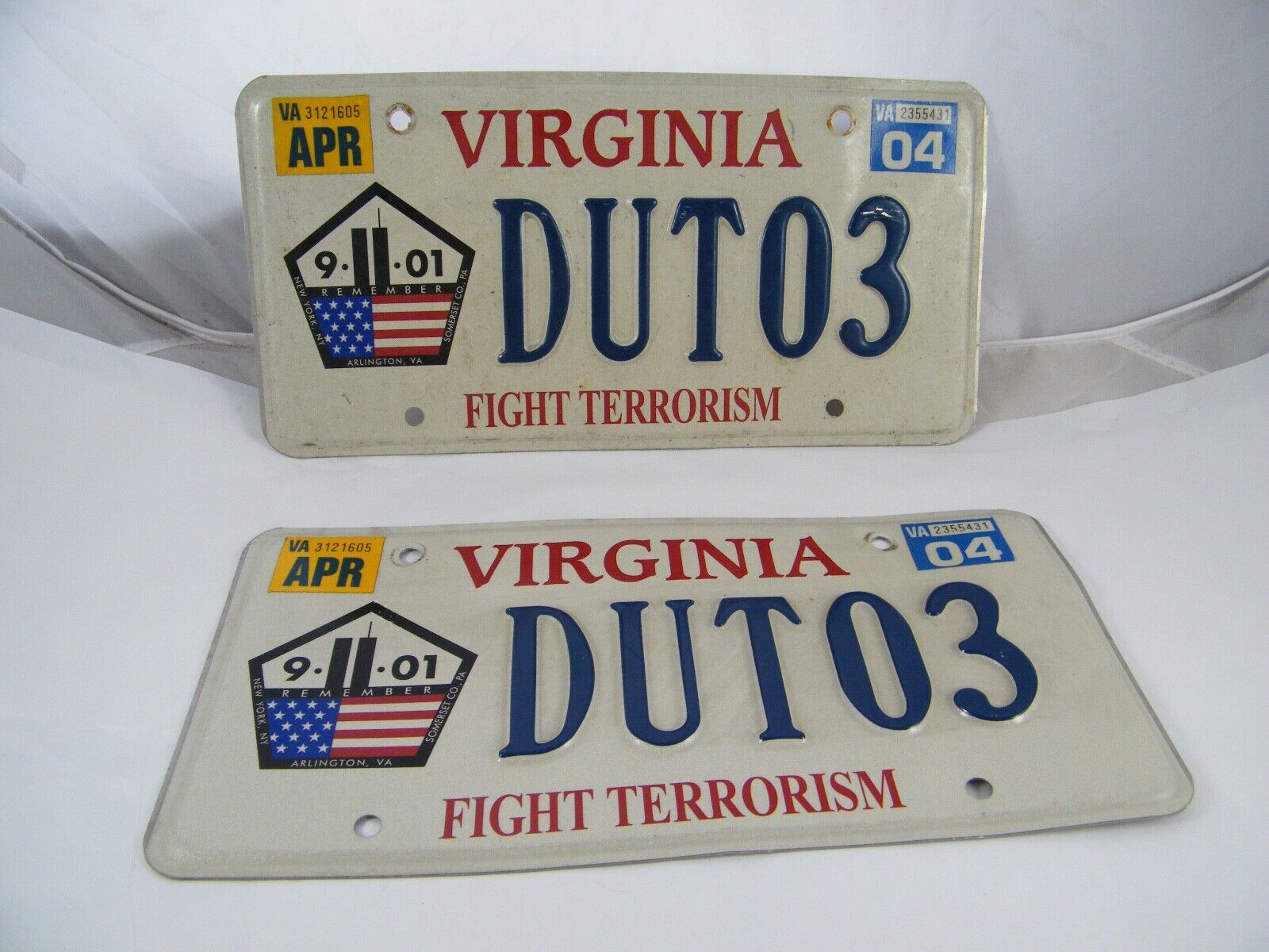  2004 VIRGINIA ~ FIGHT TERRORISM ~ REMEMBER 9-11-01 ~ DUT03  LICENSE PLATES