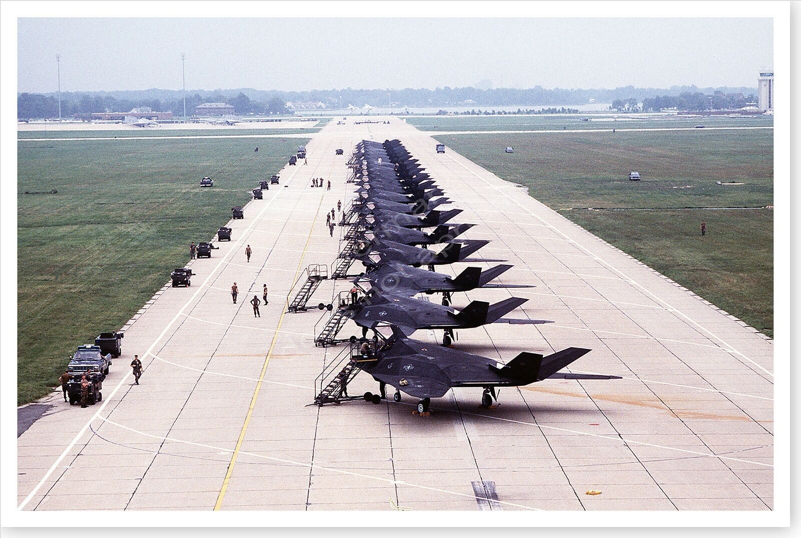 37th Tactical Fighter Wing F-117A Stealth Fighters Desert Shield 8x12 Photo