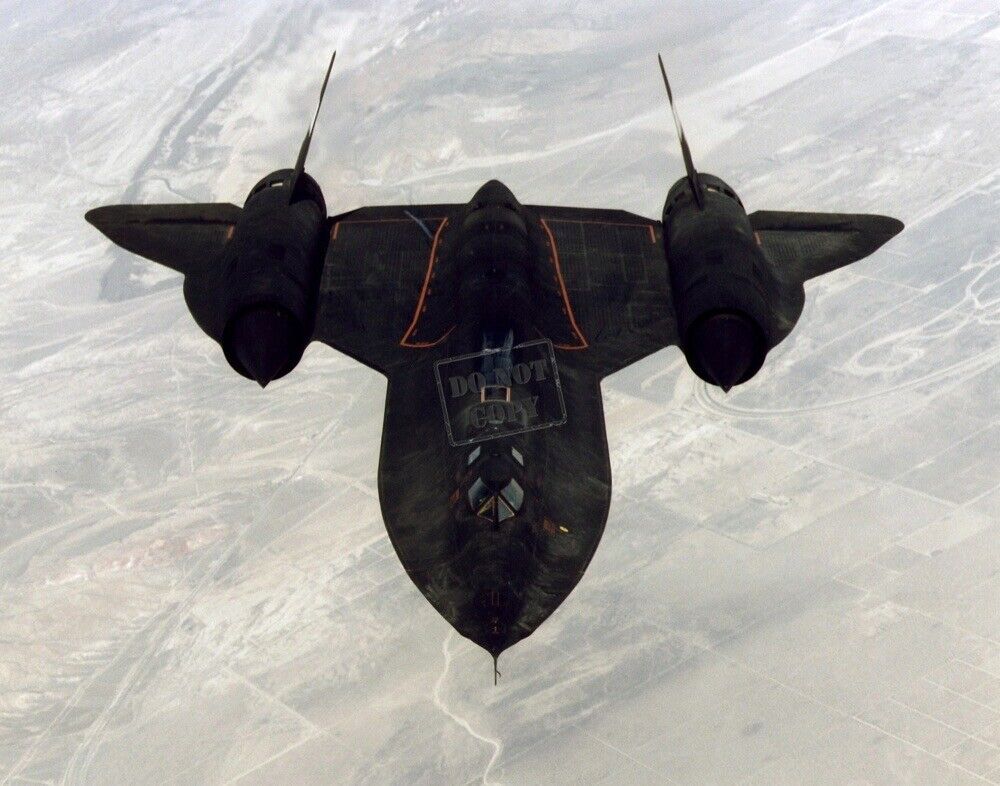 SR-71A in Flight View from Tanker during an Airborne Refueling 8X12 PHOTOGRAPH 
