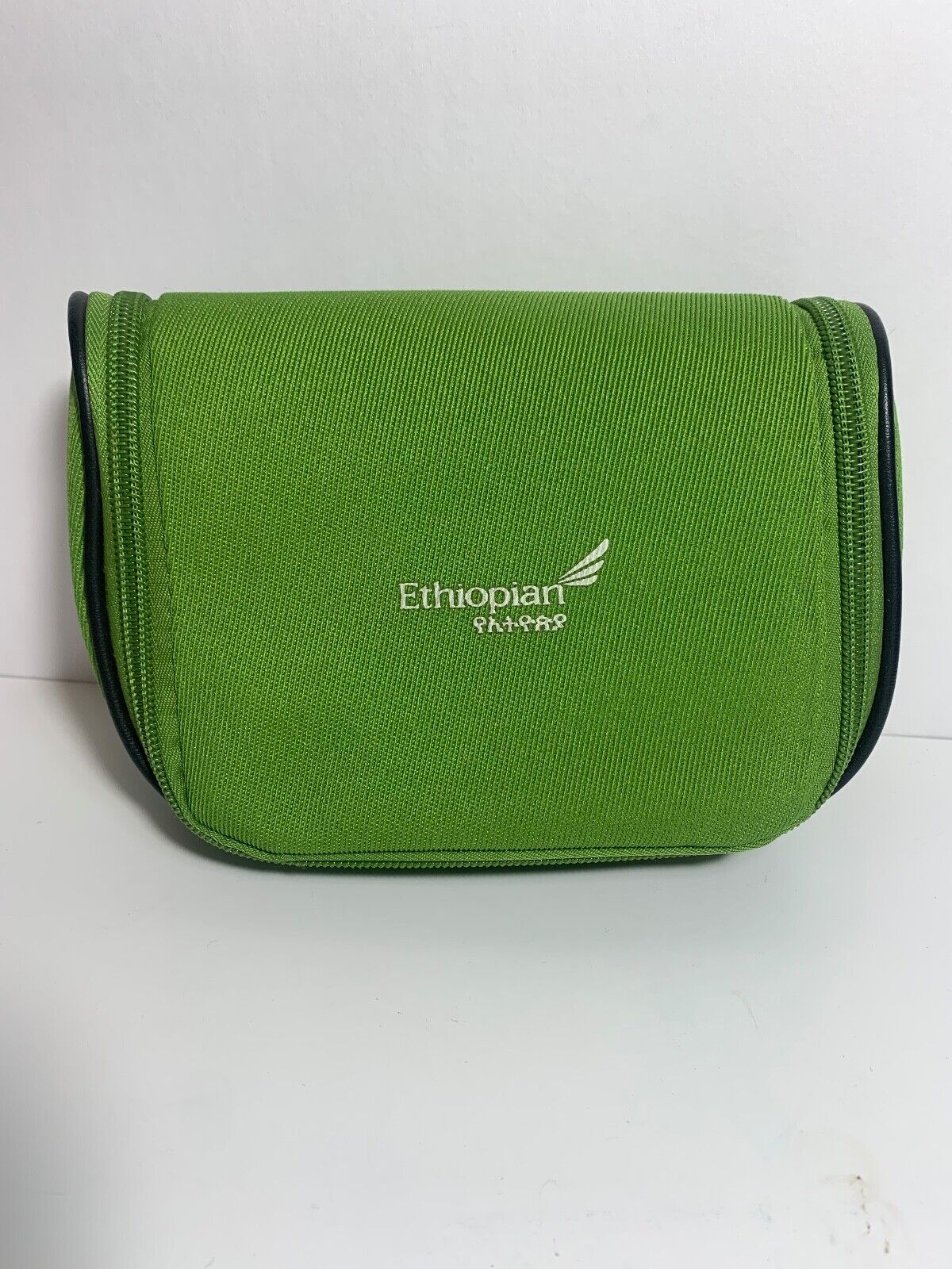 Ethiopian Airlines Business Class Amenity Kit - green zippered bag with hanger