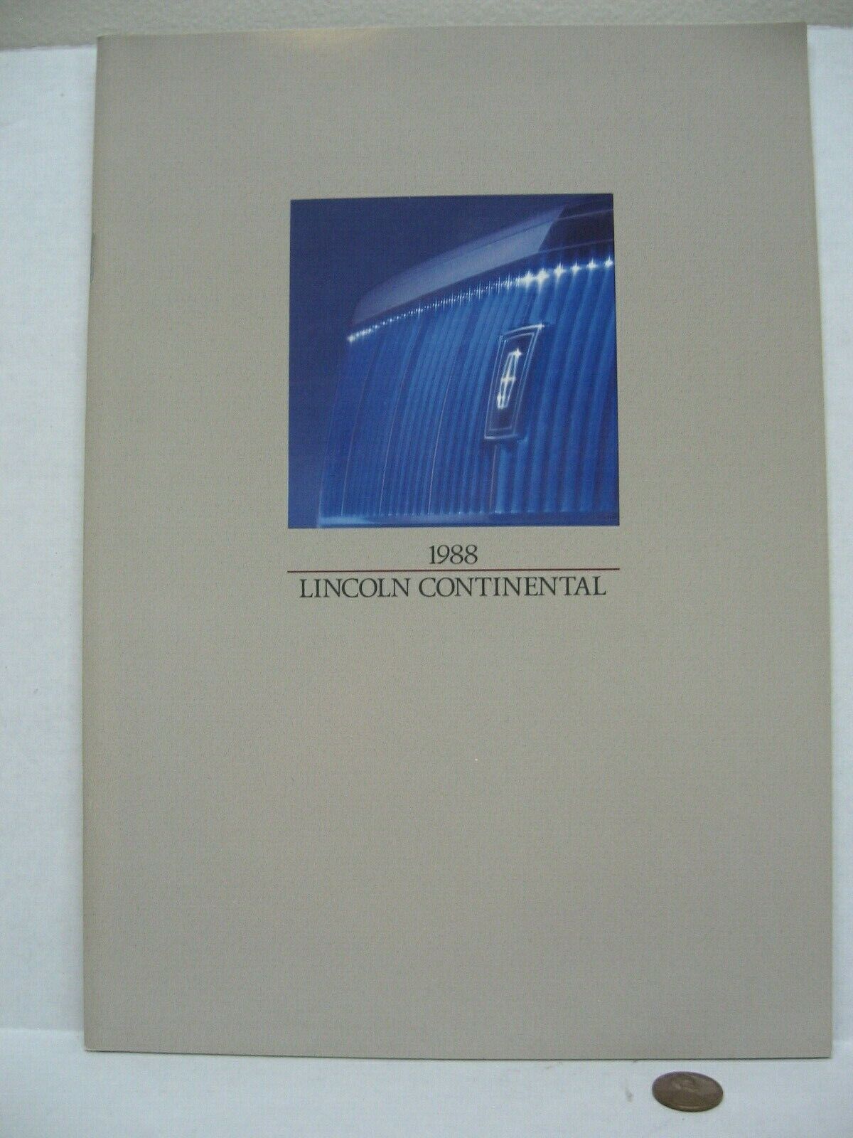 1988 Lincoln Continental Car Dealer Sales Brochure Catalog