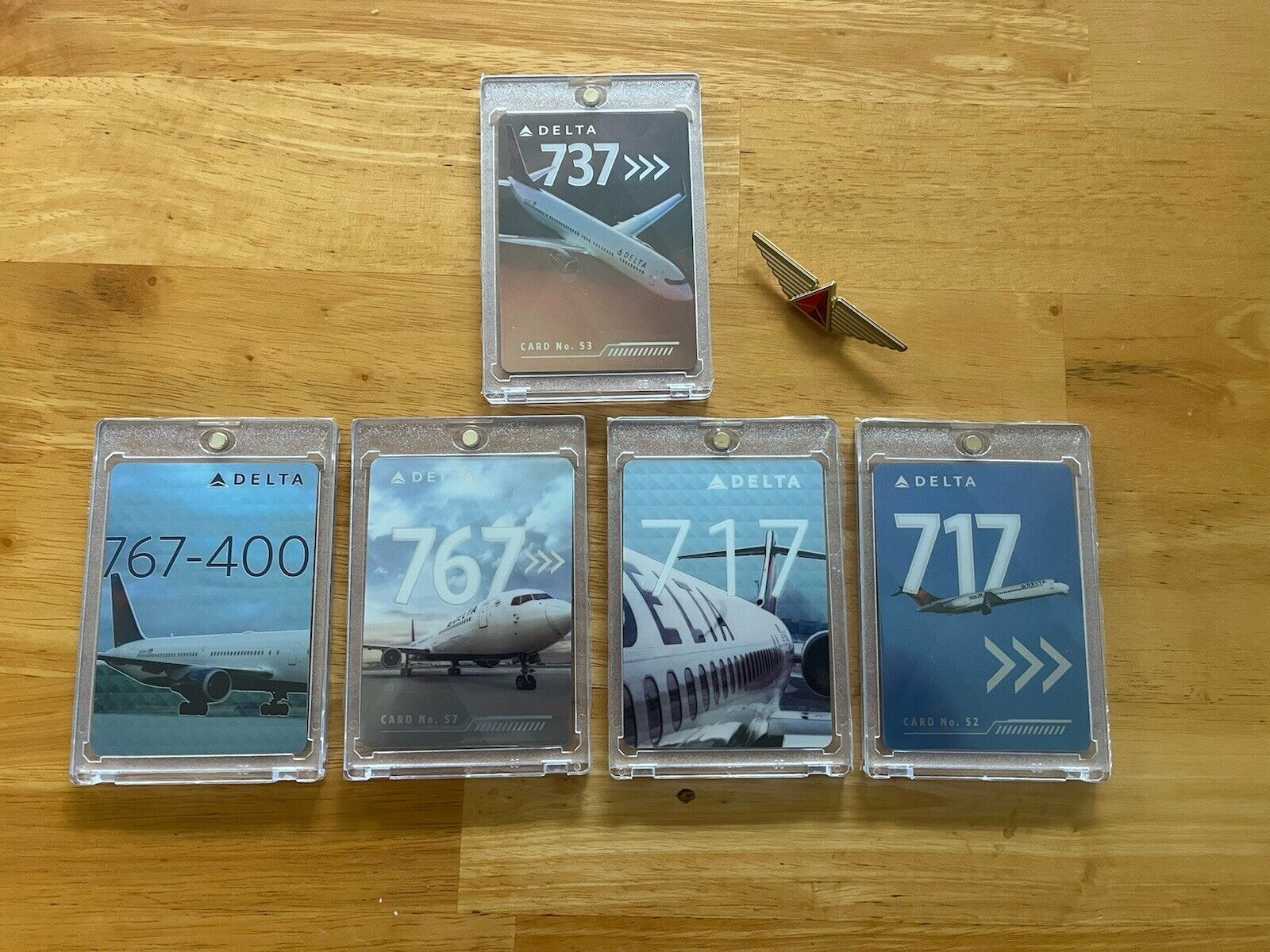 Delta Airlines Trading Pilot Cards Set Of 5