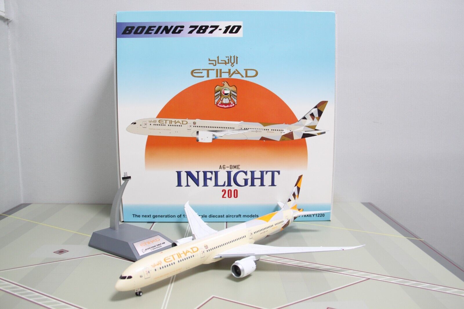 Inflight 1:200 Etihad Airways Boeing 787-10 A6-BME IF78XEY1220