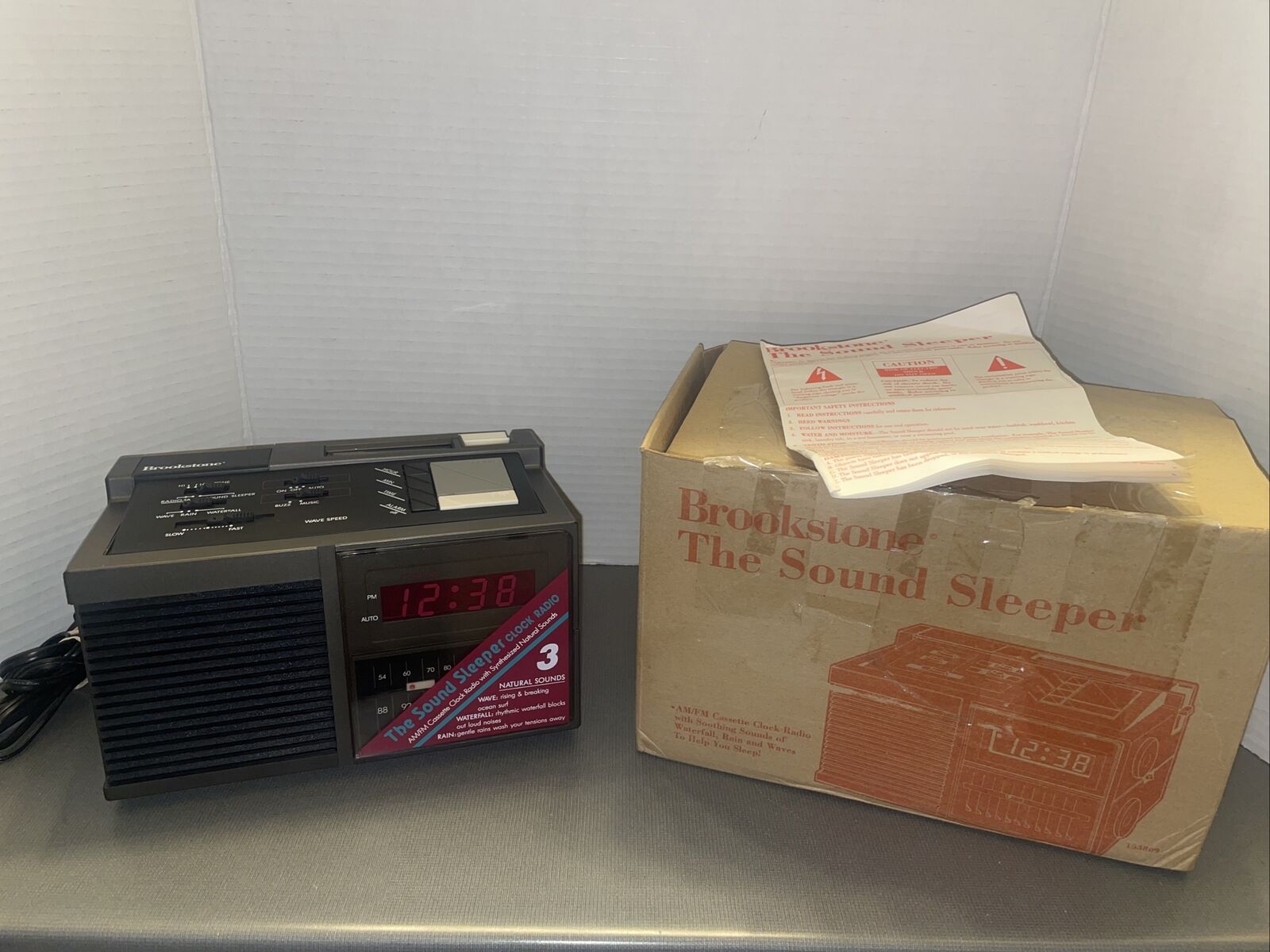 Brookstone RWC-25 The Sound Sleeper Alarm Clock Rare Vintage New Open Box