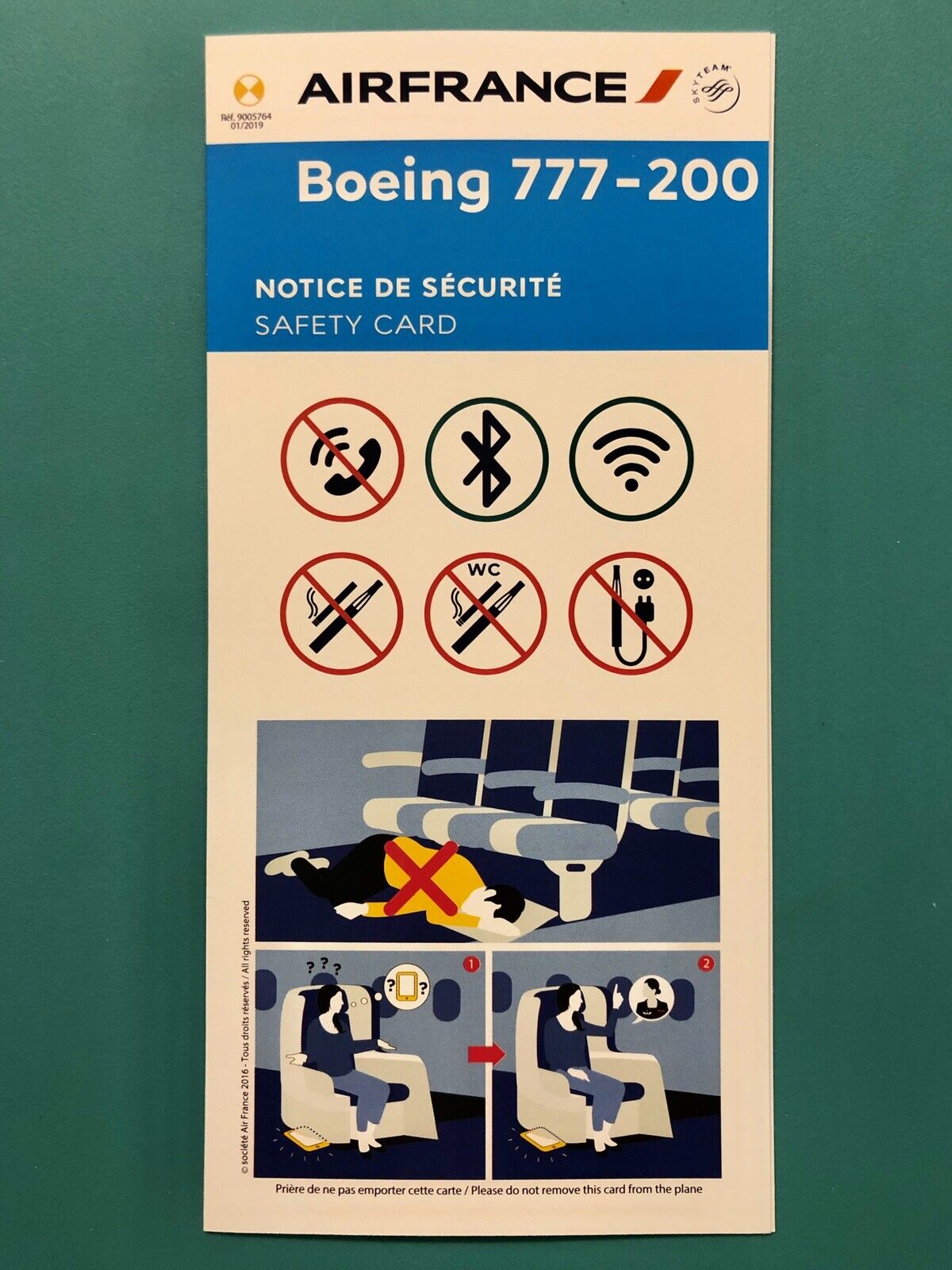2019 AIR FRANCE SAFETY CARD —777-200