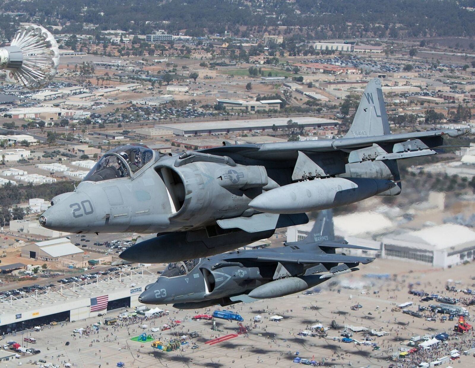 AV-8B HARRIERS Ground Attack Aircraft 8.5 X 11 PHOTO