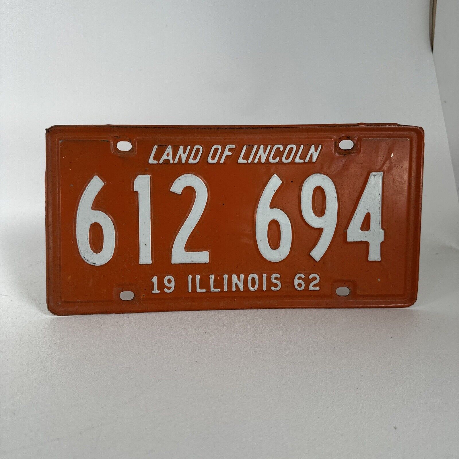 Illinois 1962 License Plate # 612 694