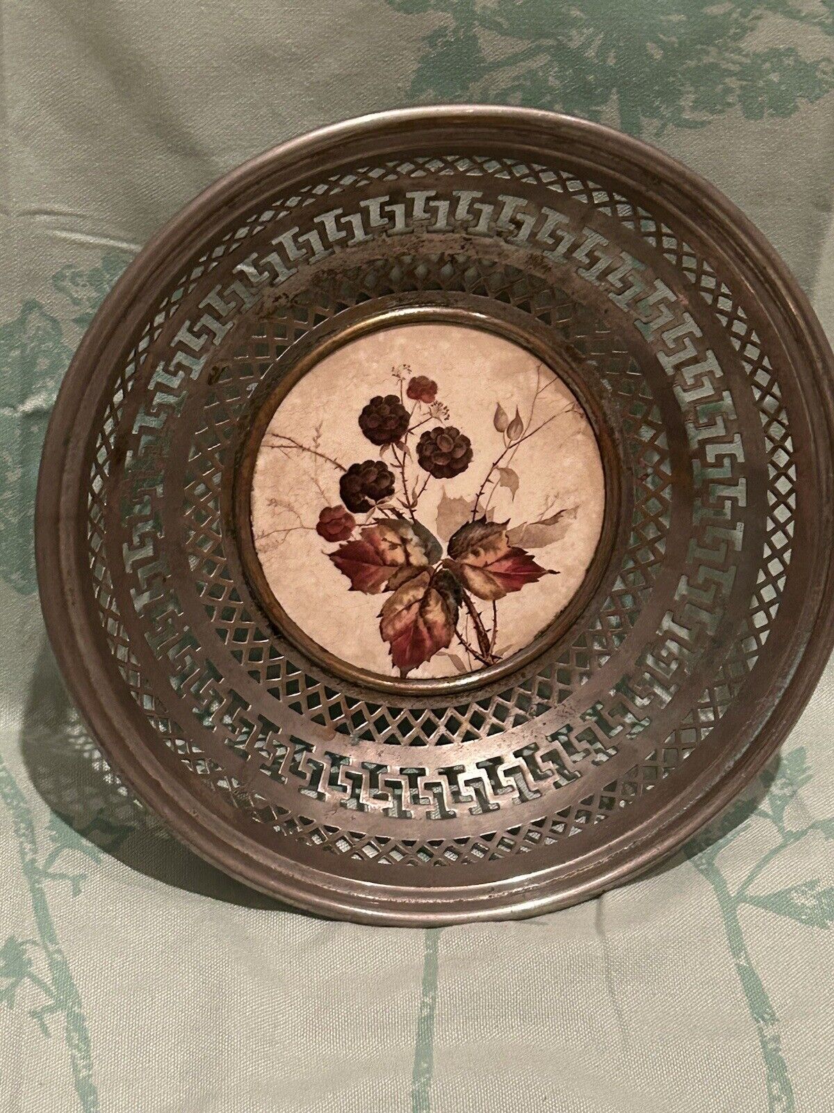 Lovely Vintage Plate/Bowl