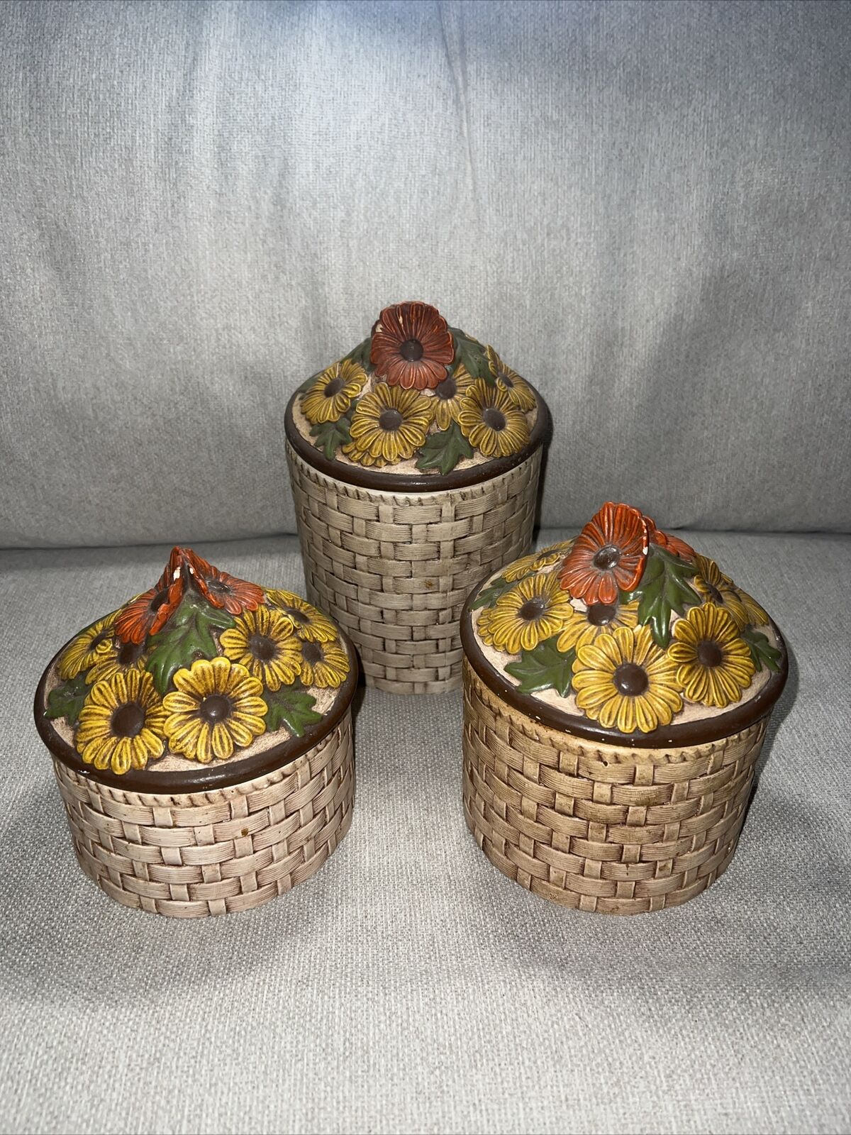 Vintage 70/80s Ceramic Daisy Basket Weave Canister Set of 3 Kitchen Decor Retro