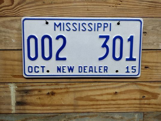 2015 Expired Mississippi New Dealer License Plate Auto Tags Emb 002 301