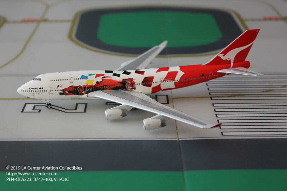 Phoenix Model Qantas Airways Boeing 747-400 Formula 1 Color Diecast Model 1:400