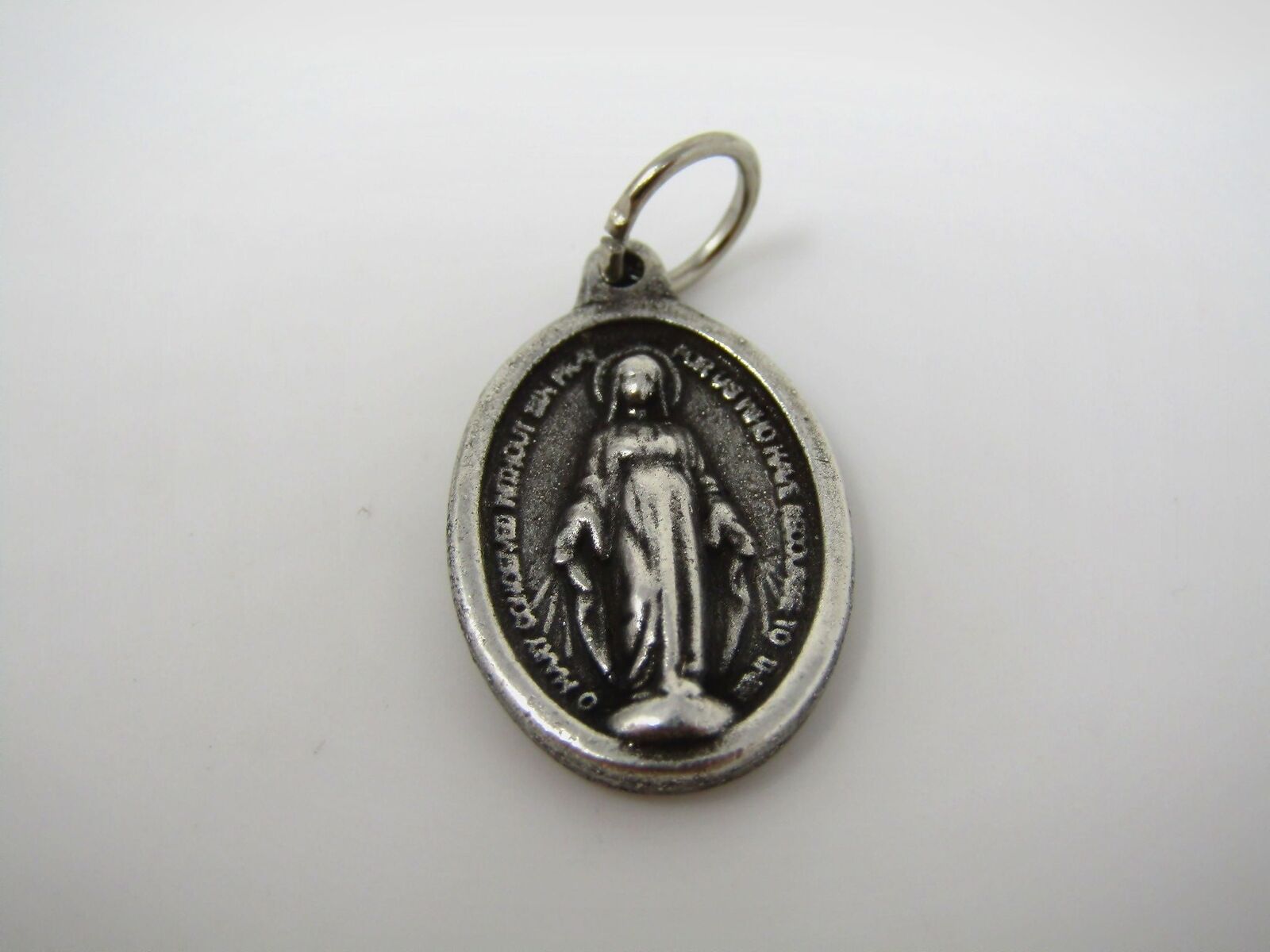Vintage Christian Medal Charm: Silver Tone Virgin Mary Italy